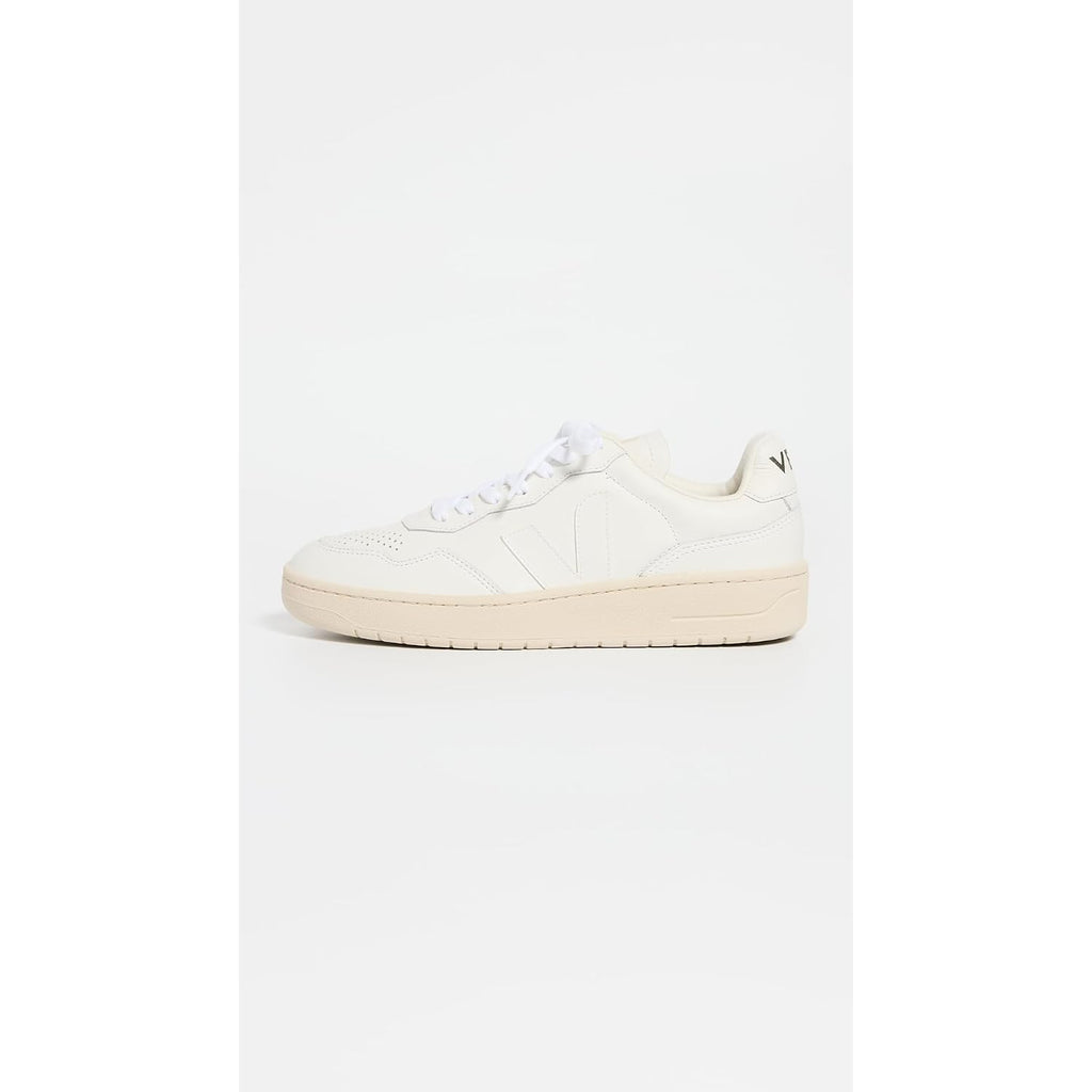 Veja Womens V-90