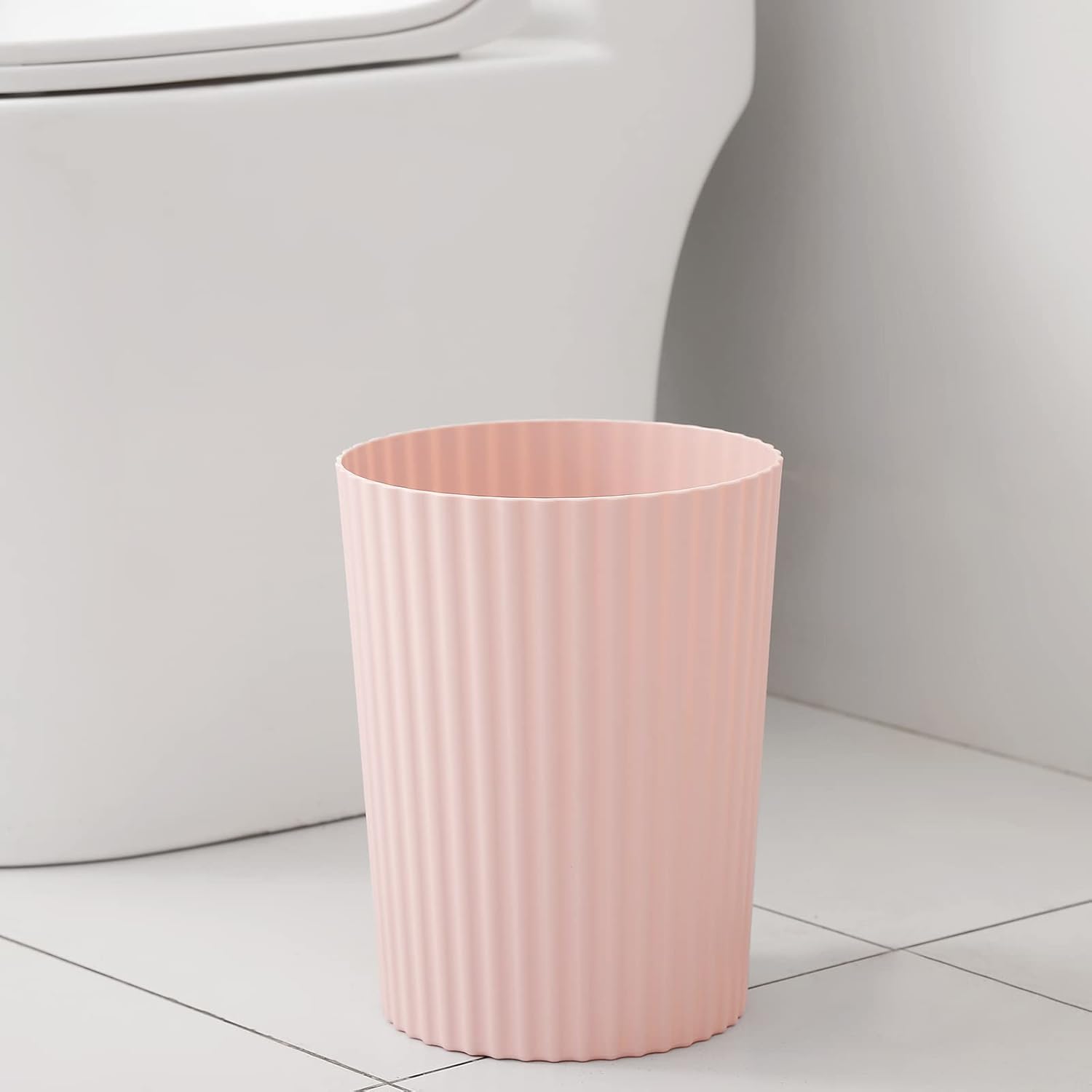 Small Trash Can Plastic Wastebasket Round Garbage Container Bin For Bathroom, Kitchen, Bedroom, Home Office, College Dorm, Pink | Sturdy Stylish Decor Round Garbage Container Bin For Kitchen, Bedroom, Home Office, College Dorm Essentials