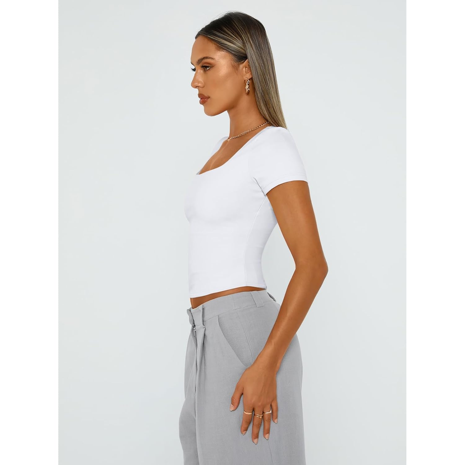 Trendy Queen Womens Double Lined Short Sleeve Crop Top for Summer Going Out