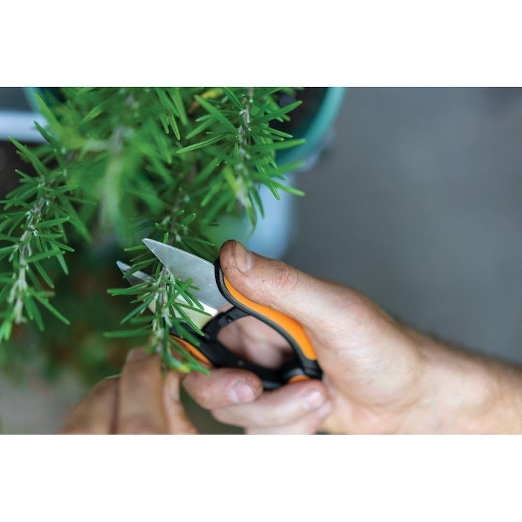 Fiskars Herb Garden Scissors, 5" Garden Shears, Handheld Herb Snips With Sheath And Softgrip Handle, Dishwasher Safe