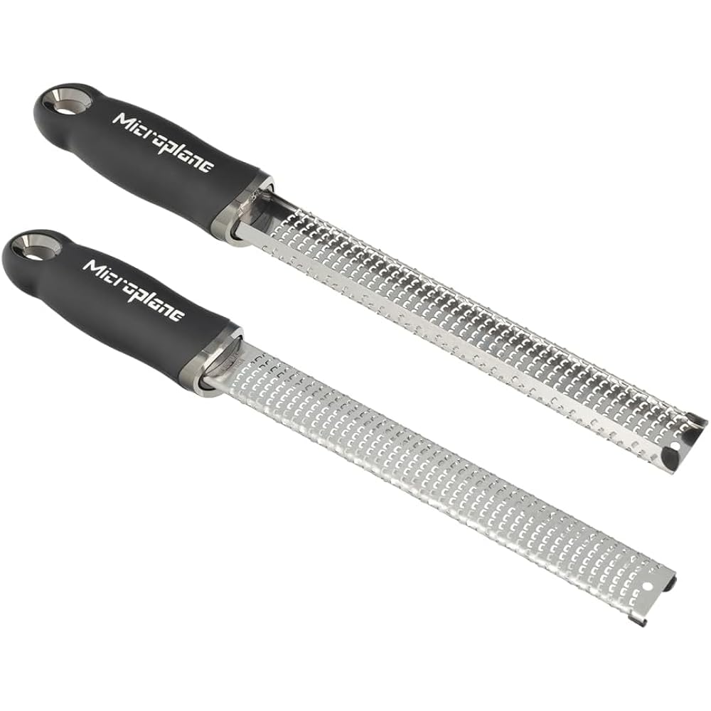 Microplane Premium Classic Series Zester 18/8, Black - Lemon Zester & Cheese Grater & Vegetable Grater - Citrus, Parmesan Cheese, Garlic, Ginger, Nutmeg, Chocolate - Stainless Steel Grater