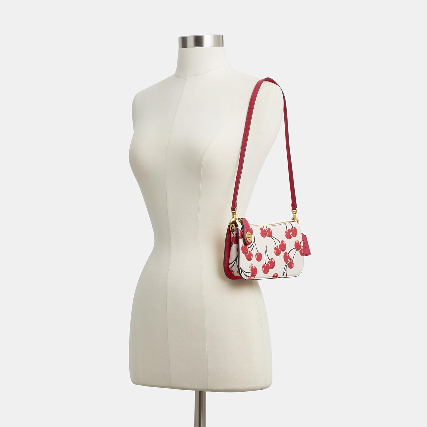 COACH womens Penn