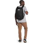The North Face Vault Everyday Laptop Backpack - Commuter Travel Bag, Water-Repellent Finish, Spacious Compartment, Tnf Black-Npf, One Size