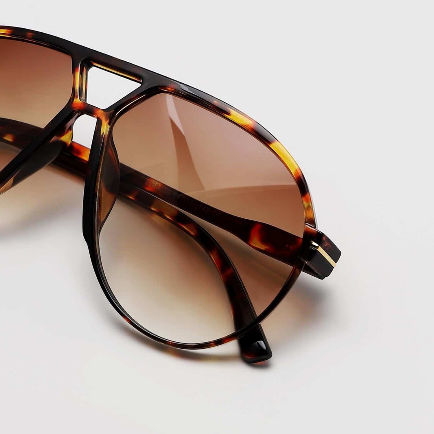 Guvivi Retro Aviator Sunglasses For Women Men Oversized Classic 70S Vintage Trendy Tangle Free Square Aviators Sun Glasses