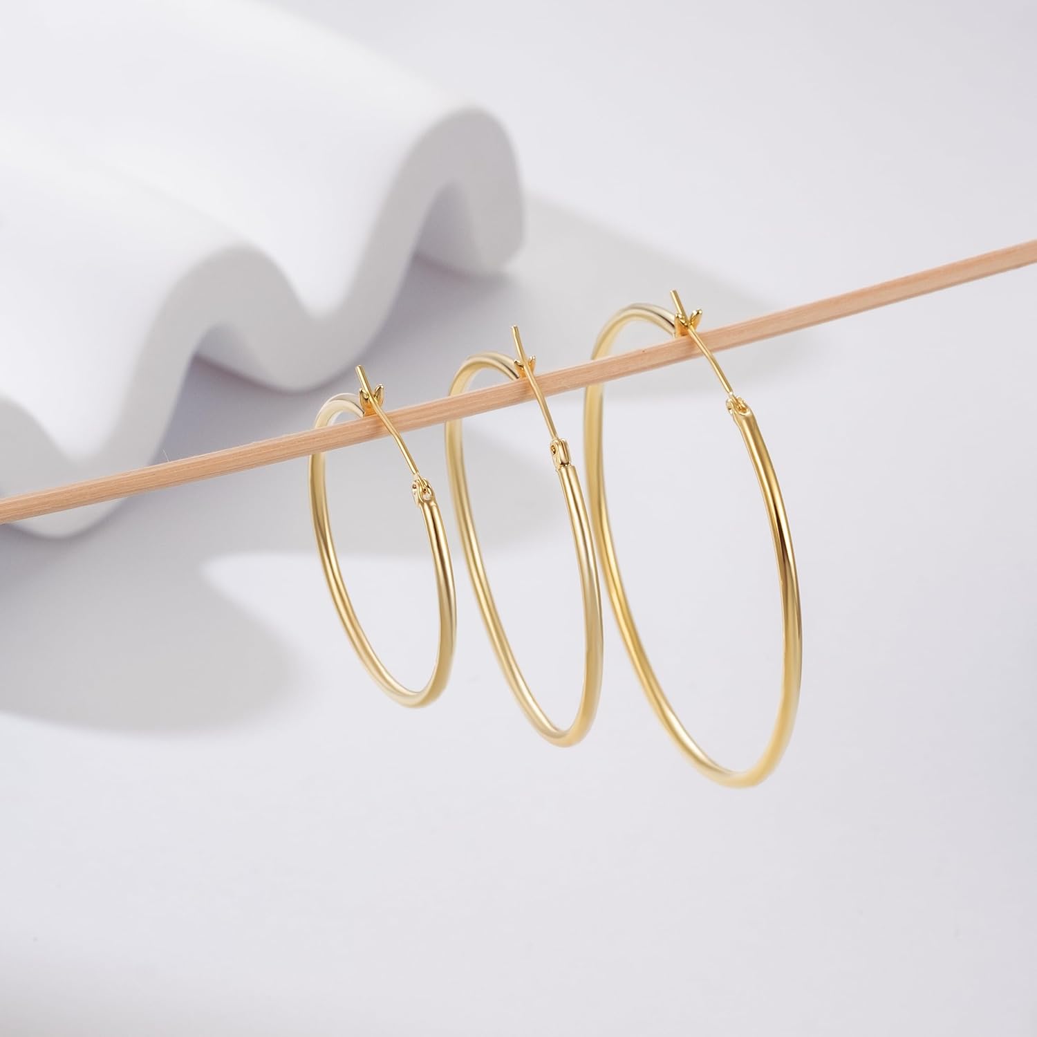 14K Gold Earrings for Women 14K Gold Hoop Earrings for Women Trending Gold Hoop Earring for Womens Hoops Minimalist Design and Timeless Elegance Hoops Earring for Womens 35/45/55mm