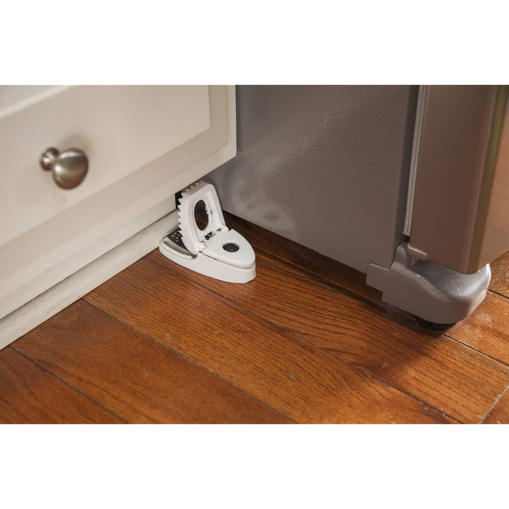 Tomcat Press 'N Set Mouse Trap, 4-Pack (8 Traps) | Plastic Spring-Loaded Mouse Killer With Grab Tab, 4 Packages Each With 2 Traps