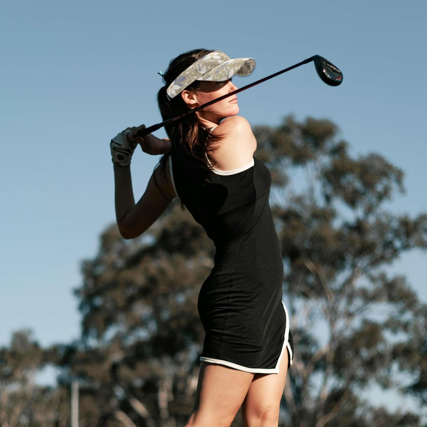 YAMEIZE Sun Visors for Women Men - Print Flower Running Golf Tennis Sun Hat Adjustable Ponytail Baseball Cap for Sport