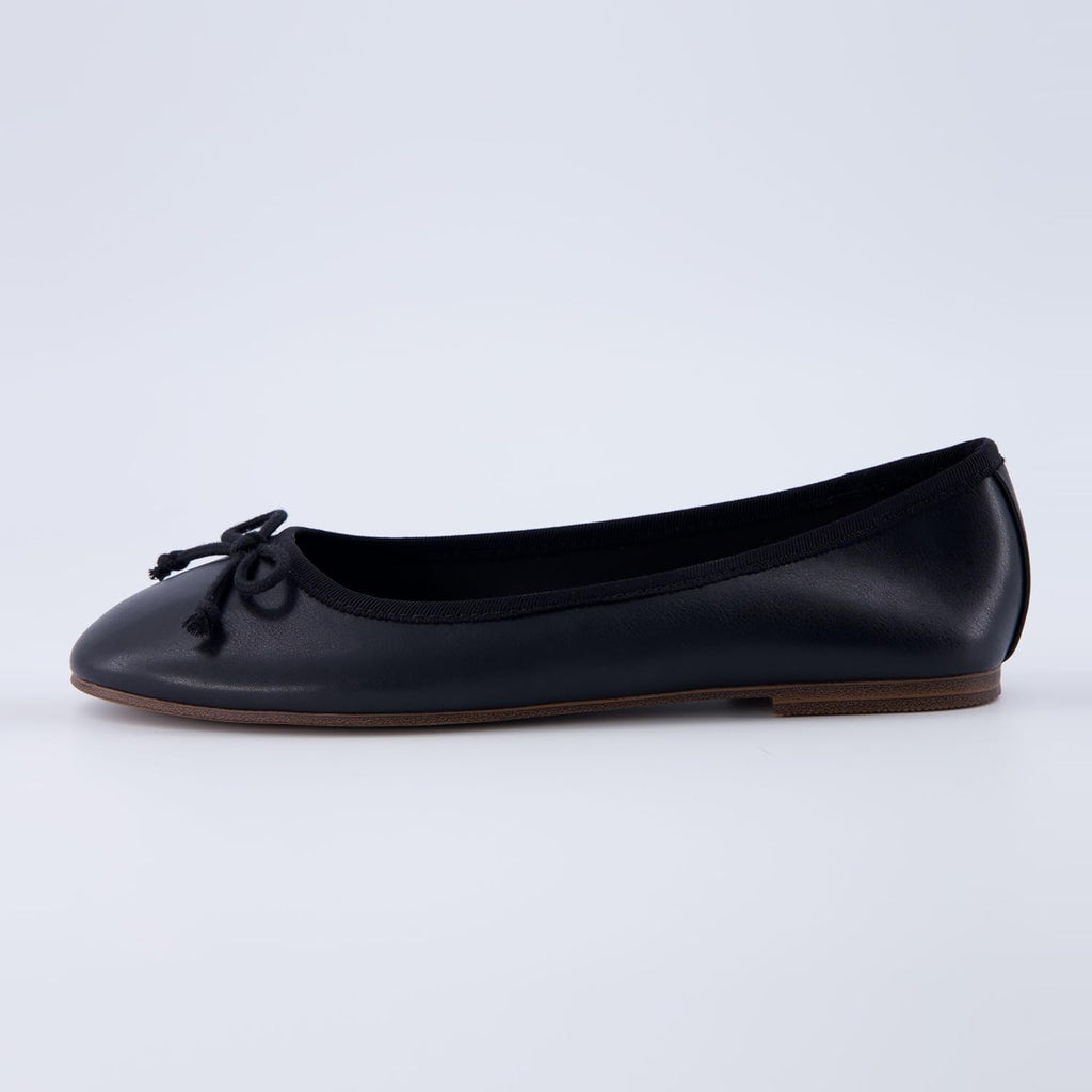 CUSHIONAIRE Women's Como Bow Flat with +Memory Foam and Wide Widths Available