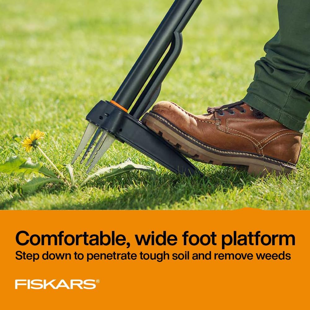 Fiskars Stand-Up Weed Puller Tool, 4 Serrated Stainless Steel Claws Grip Roots For Permanent Removal, Reinforced Foot Platform Penetrates Tough Soil, Easy-Eject & Ergonomic Offset Handle, 39"