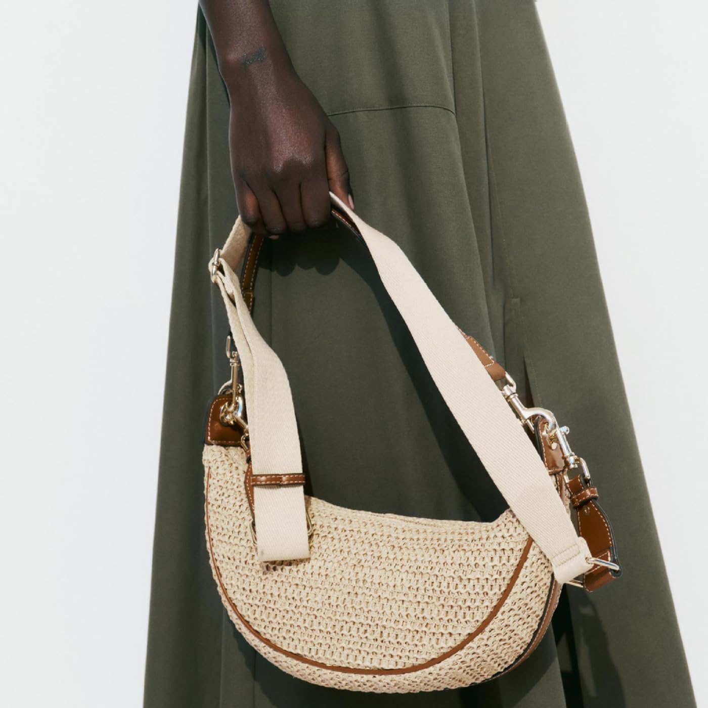 Straw Crossbody Bags For Women Crescent Woven Shoulder Handbag Summer Beach Hobo Purses With Adjustable Strap