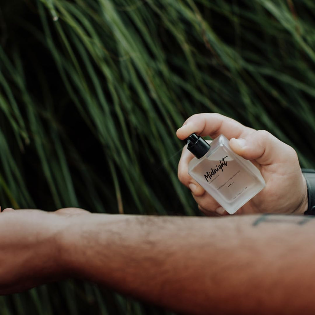 RawChemistry Midnight Pheromone Infused Cologne for Men – Infused with Pheromones – Midnight Cologne for Men – Mens Fragrance with Feromonas – Perfume con Feromonas para Hombre