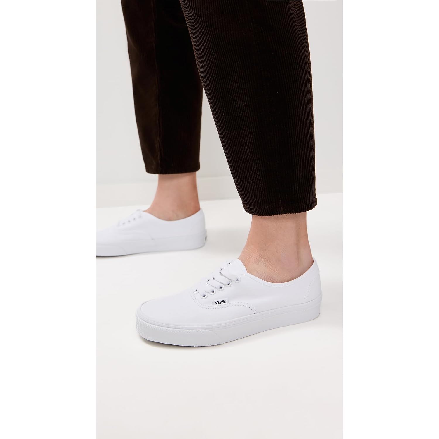 Vans Unisex Authentic Unisex Sneakers