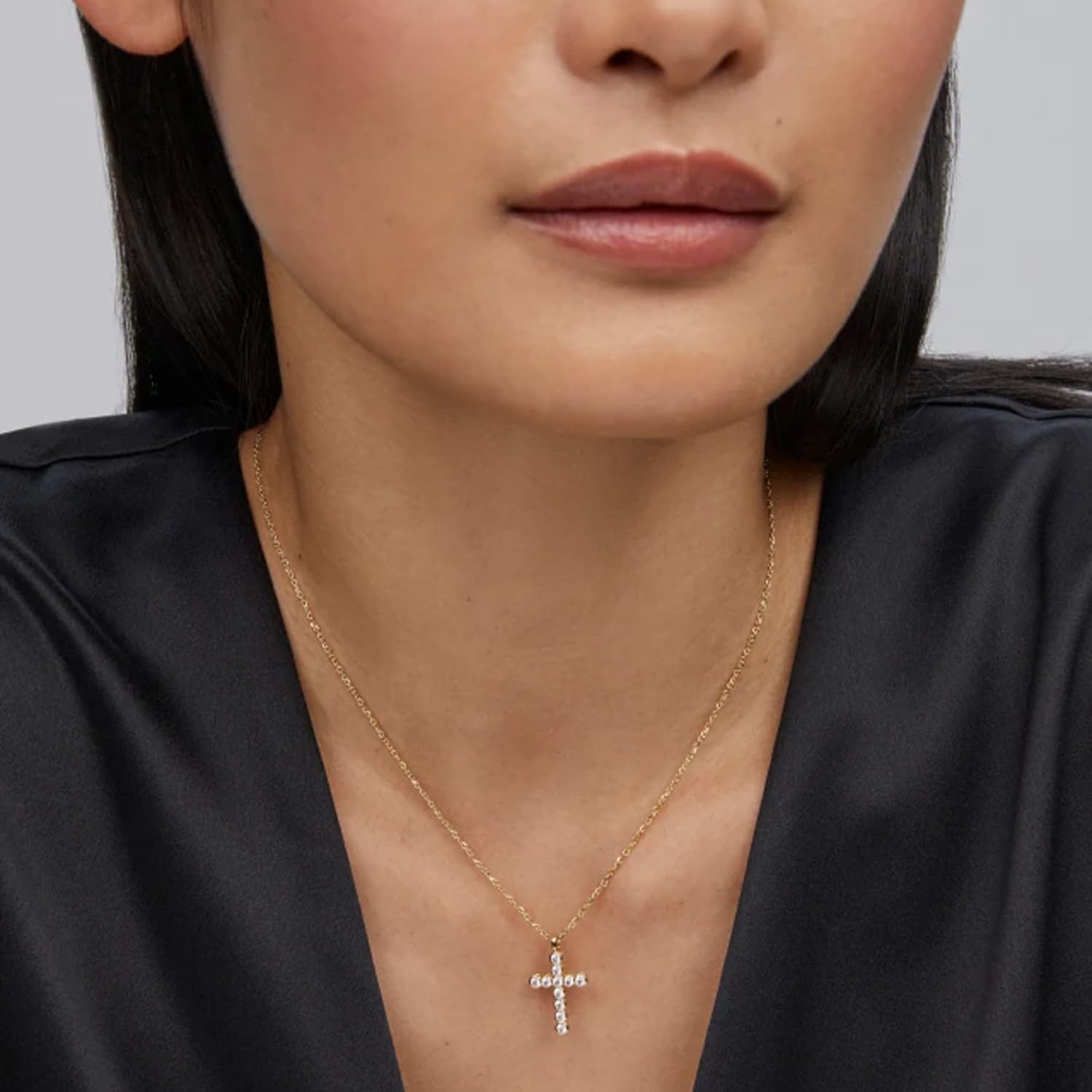 Kendra Scott Cross Crystal Pendant Necklace, Fashion Jewelry for Women