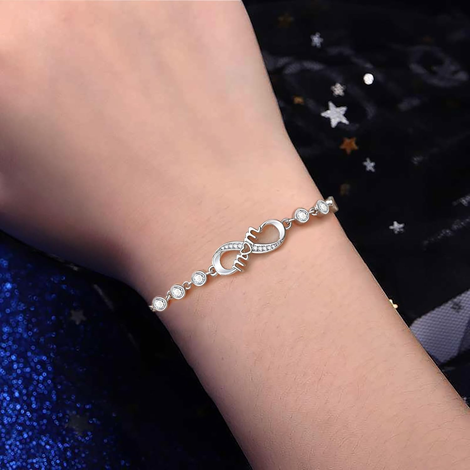 RAYSTAR Christmas Gifts for Mom, Infinity Love Bracelets for Mom, Birthday Gifts for Women Wife Mother