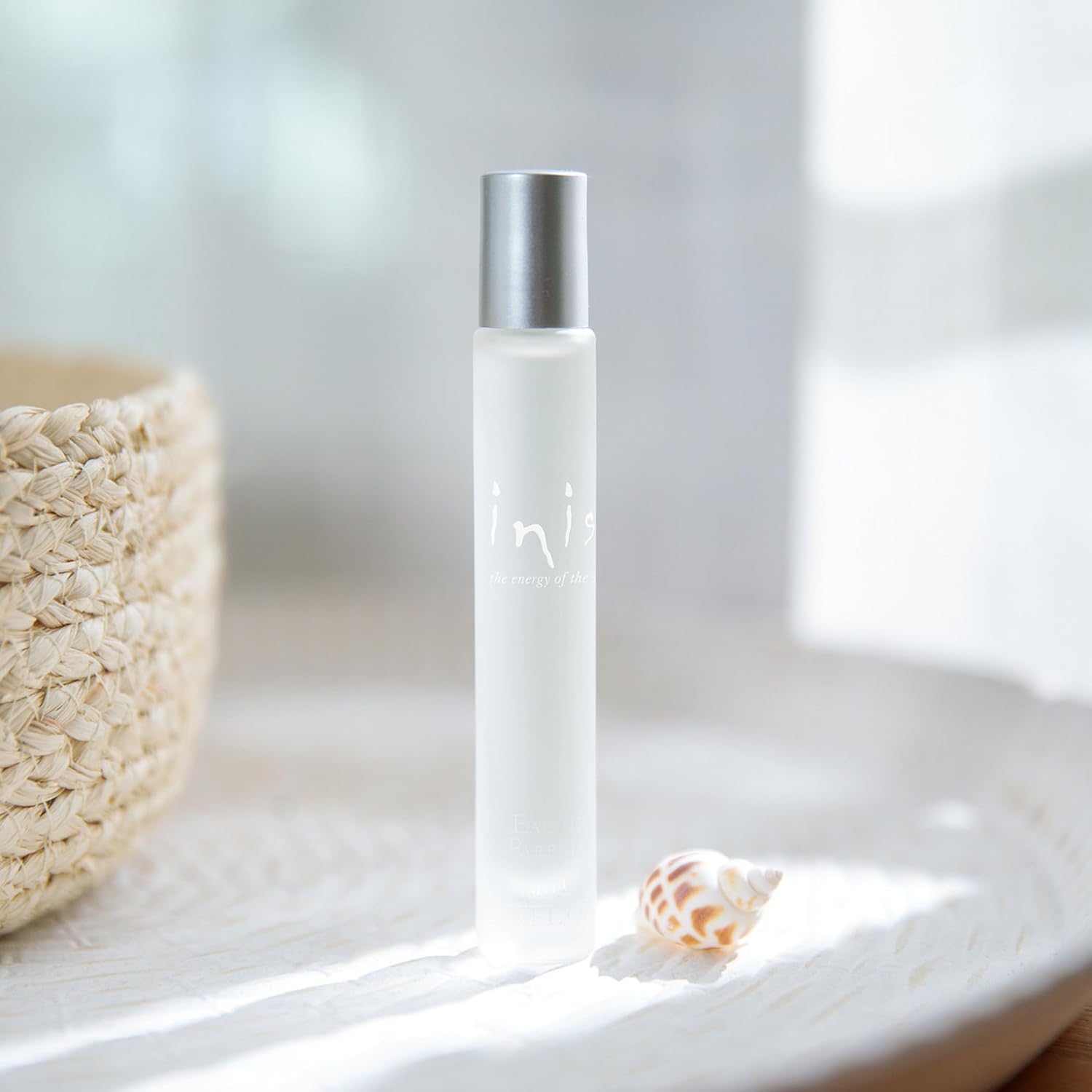 Inis the Energy of the Sea Roll On Perfume for Women and Men - Clean, Fresh, Ocean Eau de Parfum - 0.27 Fl Oz