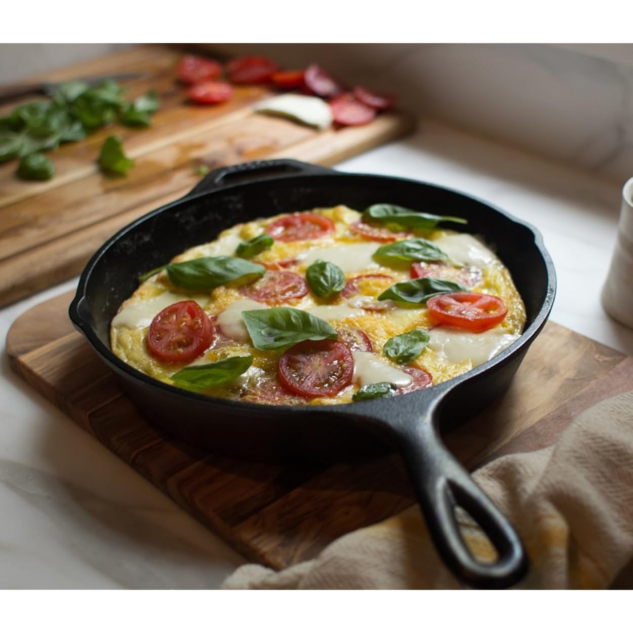 Lodge Cast Iron Set - 5-Piece Set - Pre-Seasoned Kitchen Set - Skillets, Griddle & Dutch Oven Included - PFAS-Free Non-Toxic Cookware