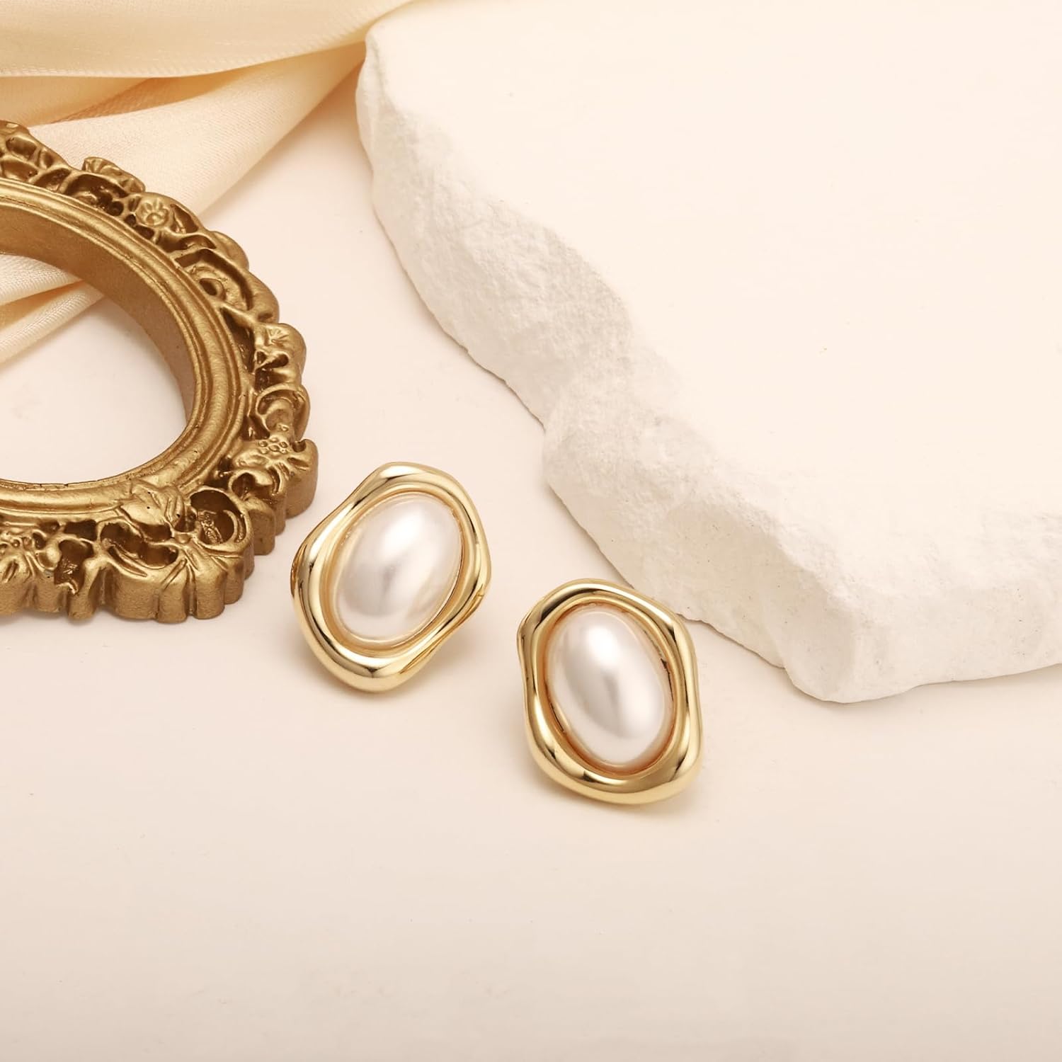 Vintage Pearl Earrings Chunky 14K Gold Plated Pearl Earrings for Women Oval Stud Non Tarnish
