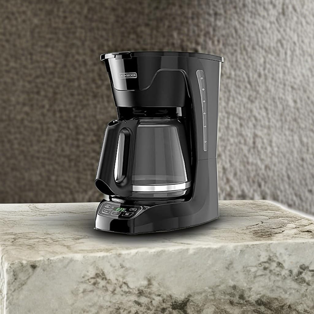 Black+Decker Cm1110B Programable 12-Cup Coffee Maker, Easy Pour, Non-Drip Carafe With Removable Filter Basket, Black