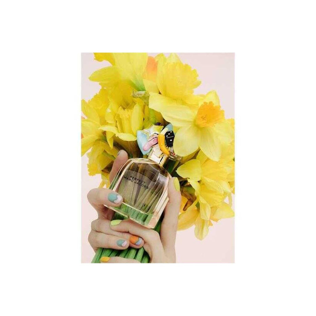 Marc Jacobs Perfect Eau de Parfum – Floral Women's Perfume – With Notes of Rhubarb, Daffodil
