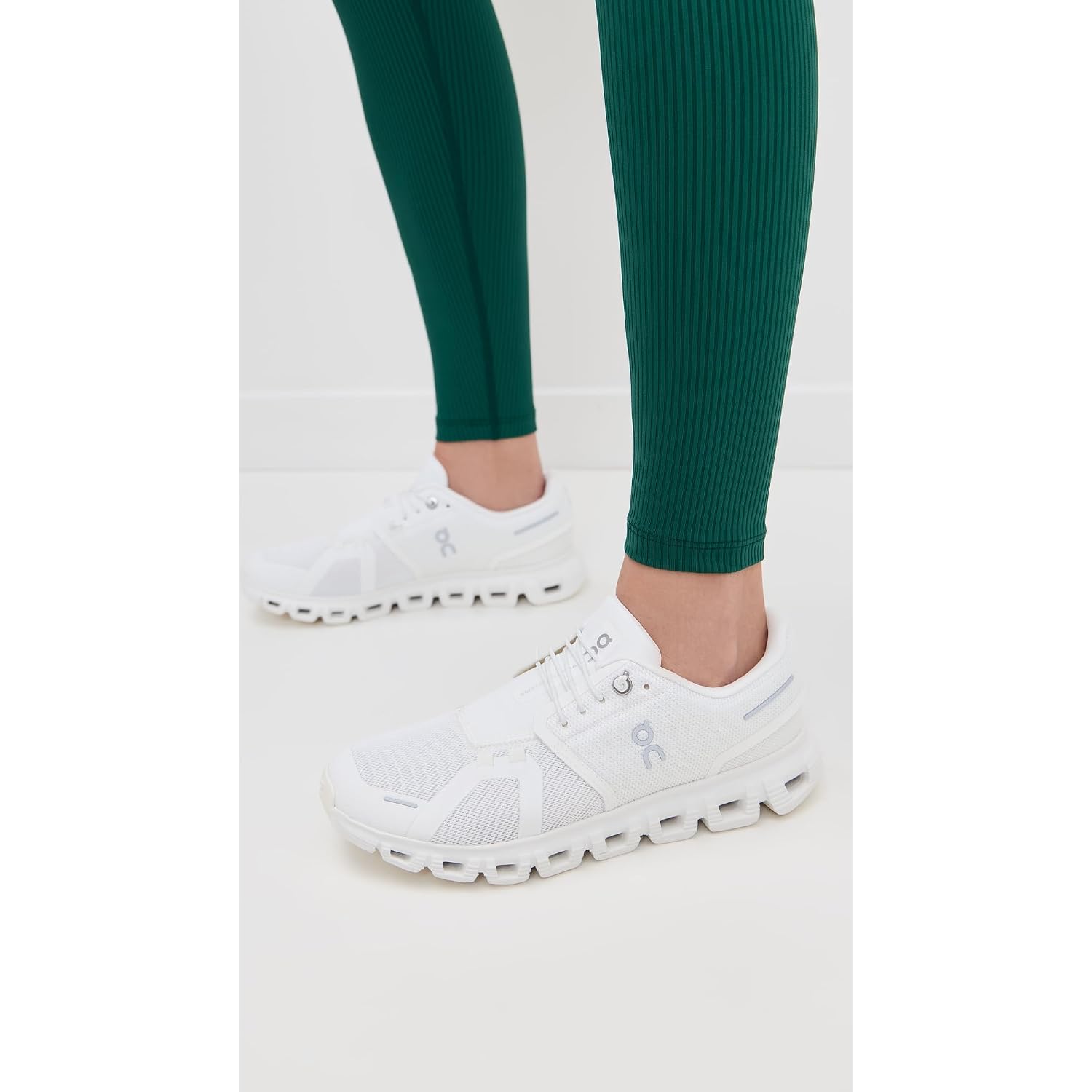 On Womens Cloud 6