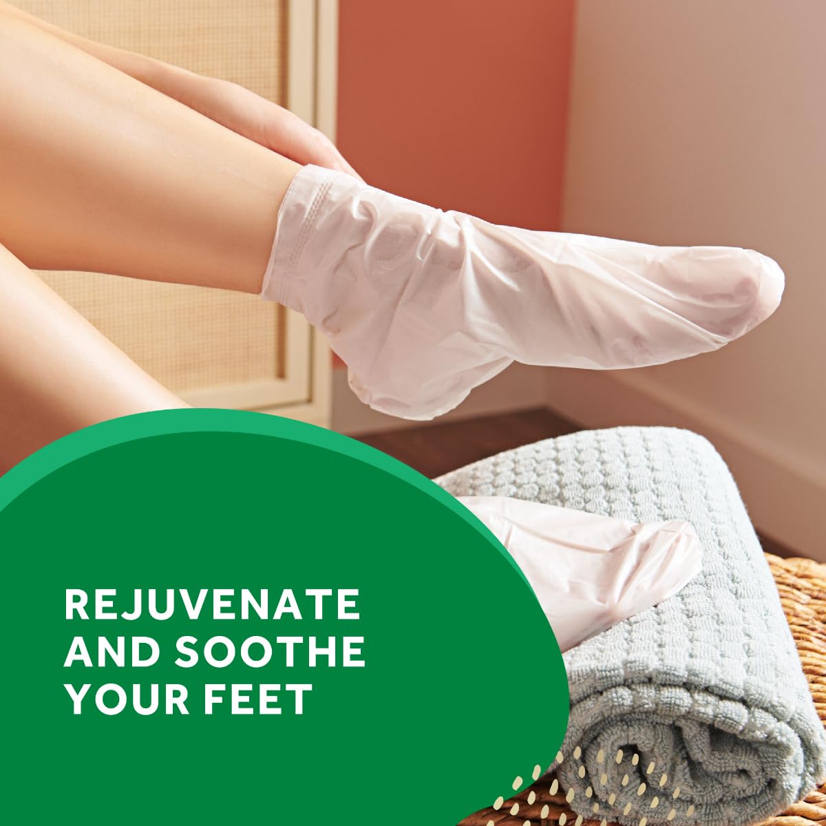 Amopé Pedi Mask 20-Minute Foot Mask, Intensely Moisturizing Socks, Paradise Found with Coconut Oil, Urea & Vitamin Complex for Long Lasting Hydration, No Added Fragrance, 3 pair (Packaging May Vary)