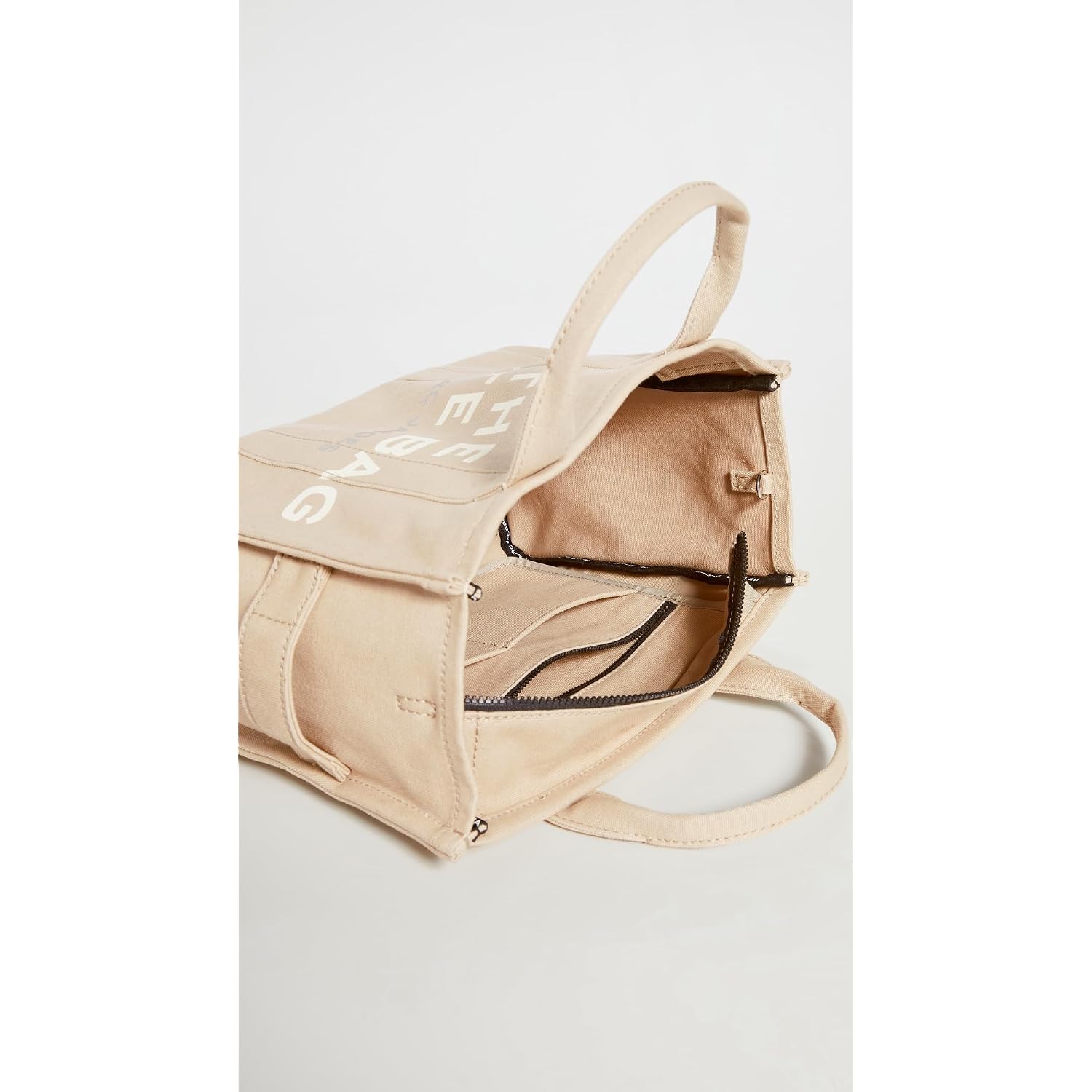 Marc Jacobs Women'S The Medium Tote Bag