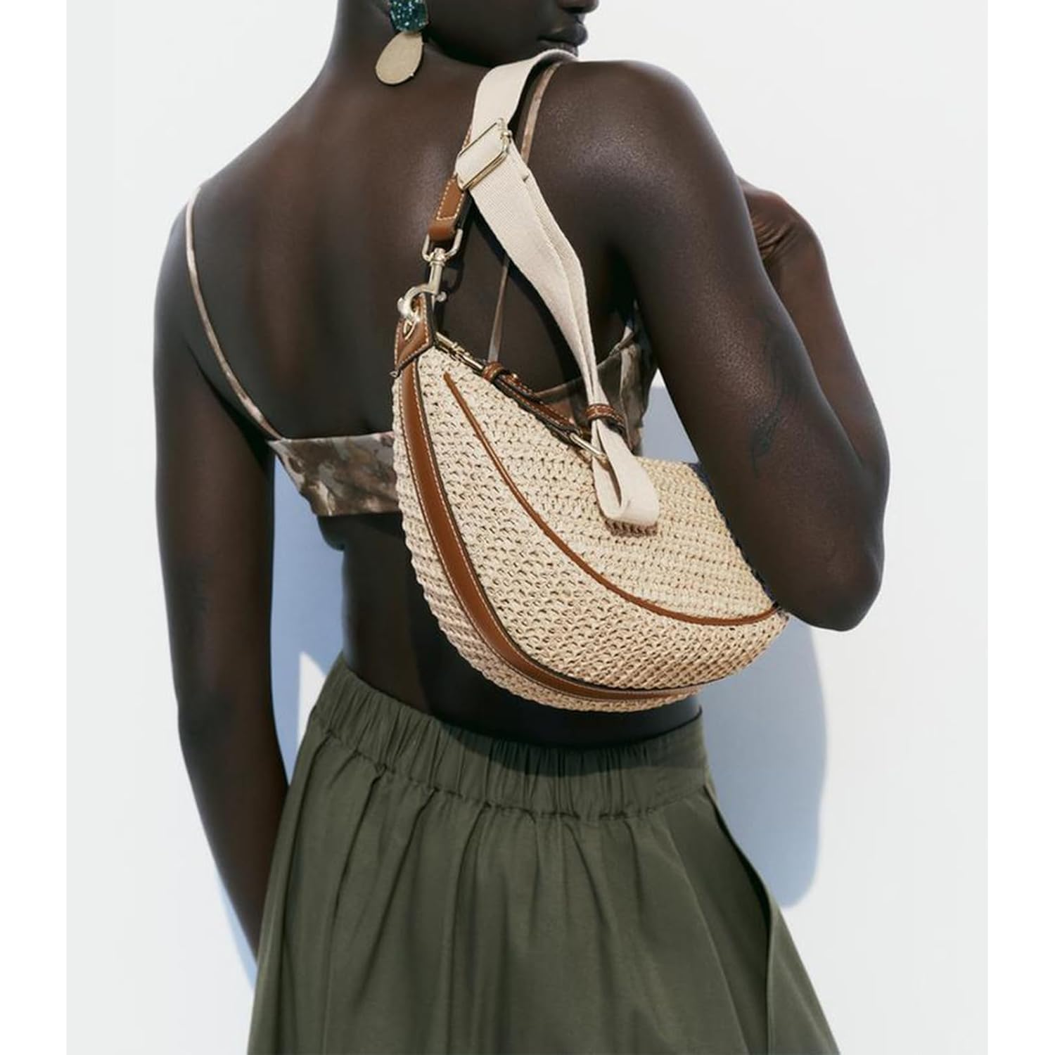 Straw Crossbody Bags for Women Beach Woven Hobo Handbag Summer Chic Crescent Shoulder Purses with Adjustable Strap 2026 | Breathable material