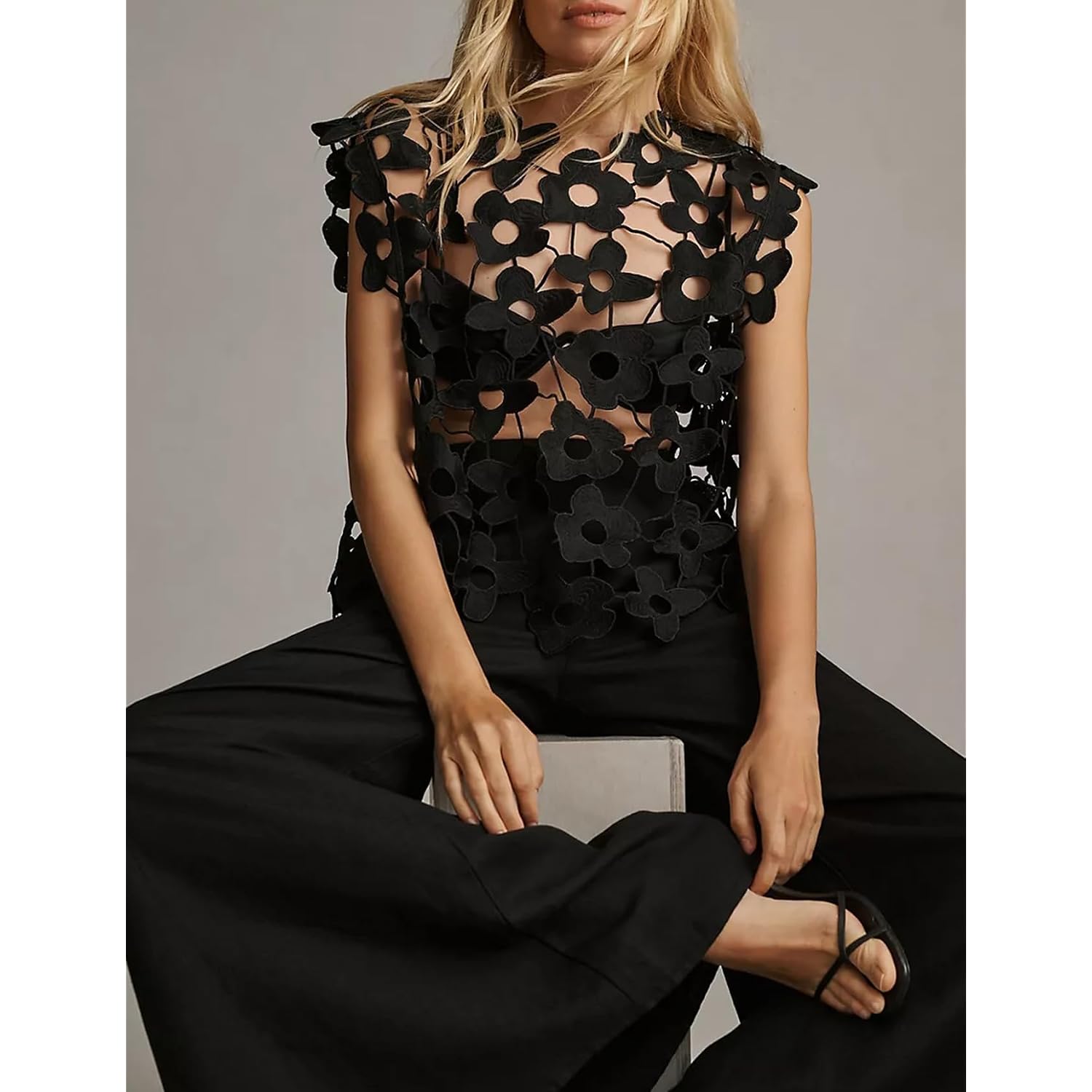 Women'S Hollow Out Floral Lace Vest Sleeveless Crewneck Cover Up Summer Going Out Tops