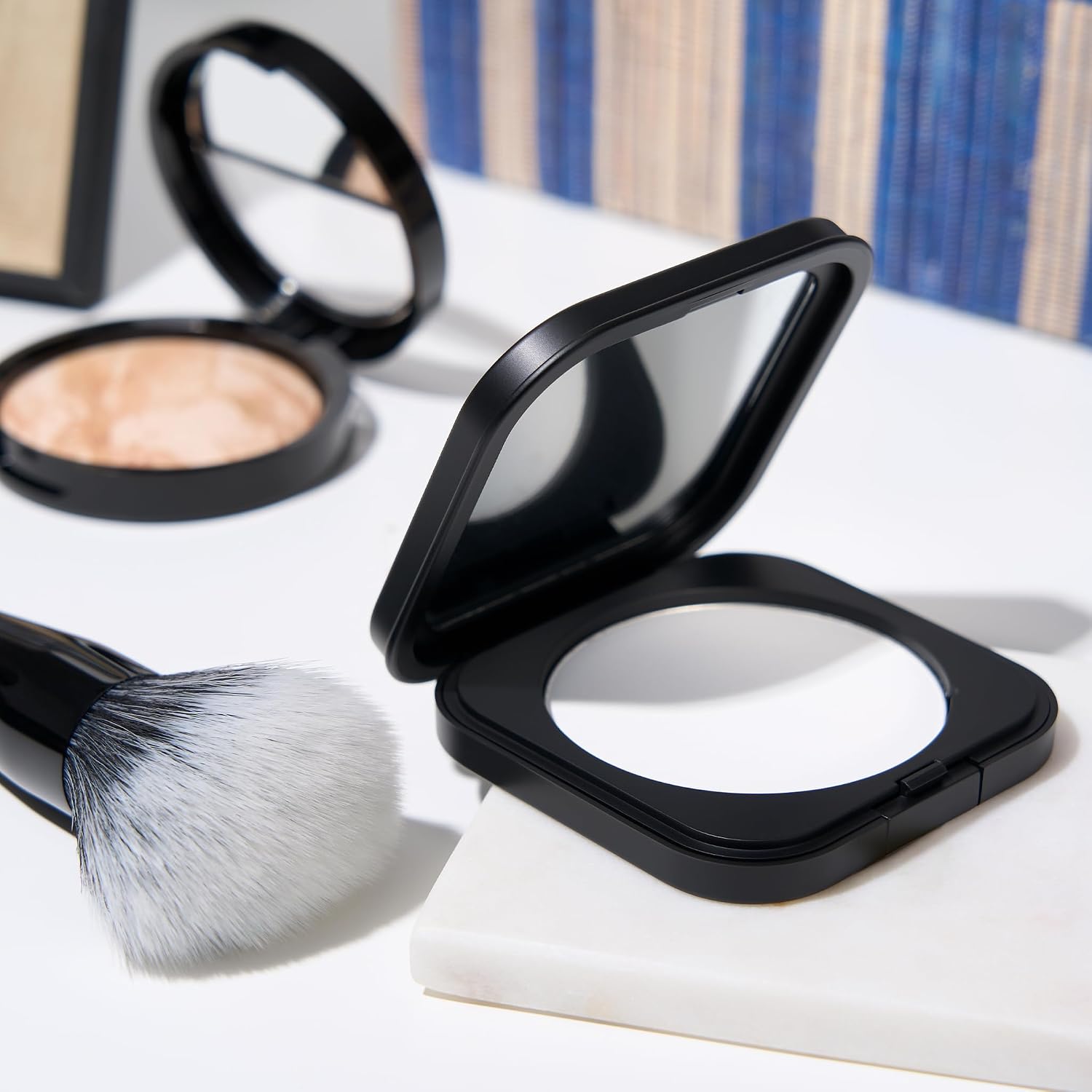 Laura Geller New York Matte Maker Pressed Setting Powder - Translucent - Setting Powder & Finishing Powder - Oil-Control - Filter-Like Matte Finish - All Skin Types