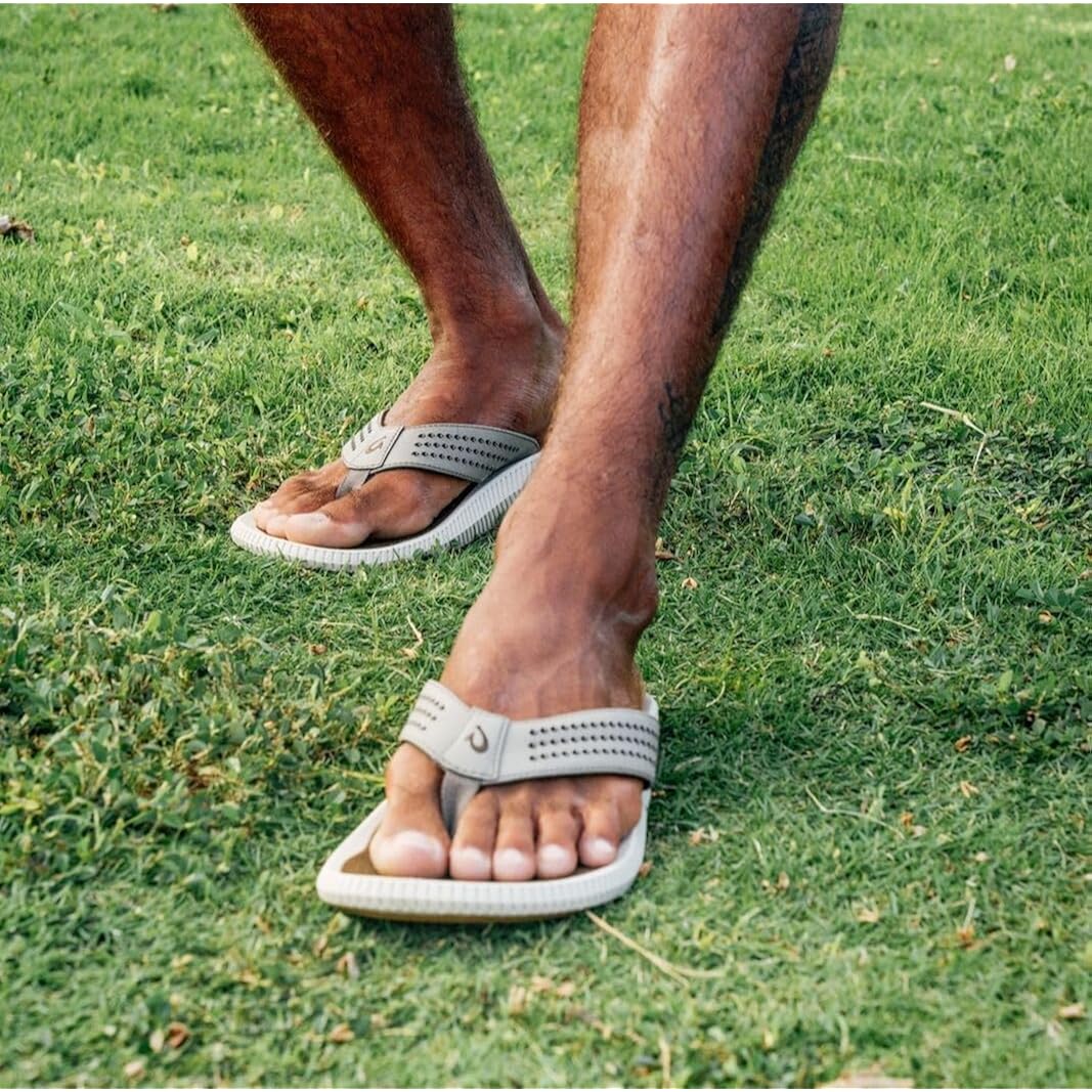 Olukai Ulele Men'S Beach Sandals, Water Resistant Flip Flops, Arch Support & Comfort Fit, Lightweight & Durable, Enhanced Grip & Traction