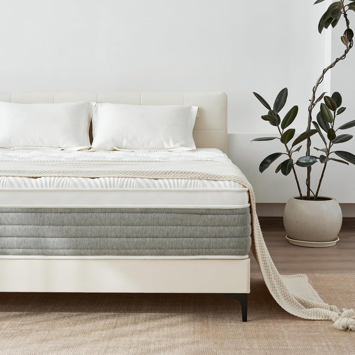 Queen Mattress, 12 Inch Queen Size Hybrid Mattress In A Box With Memory Foam And Individually Pocketed Spring, Motion Isolation, Pressure Relief, Medium Firmness, Certipur-Us Certified
