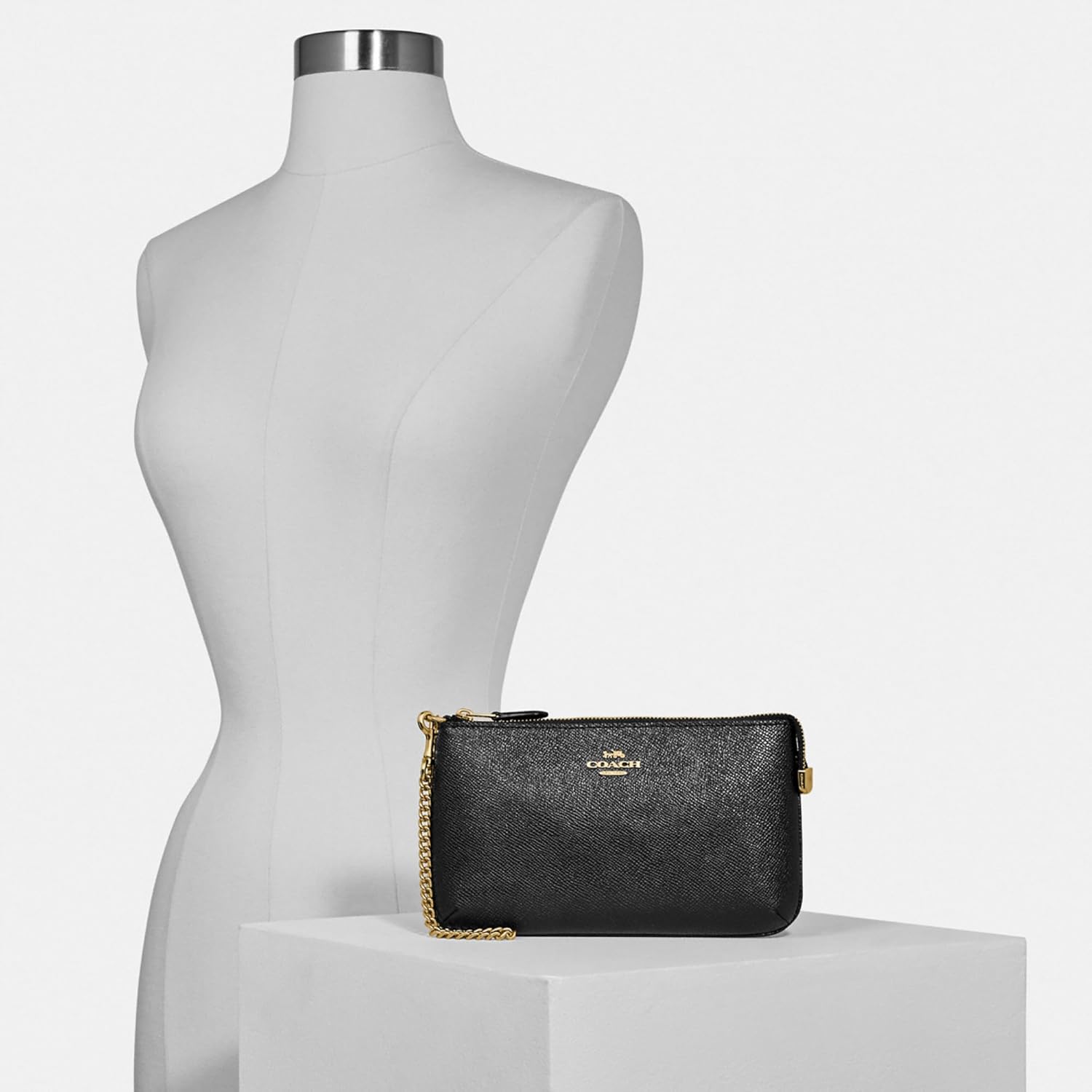 Coach Women's Crossgrain Leather Wristlet W Chain