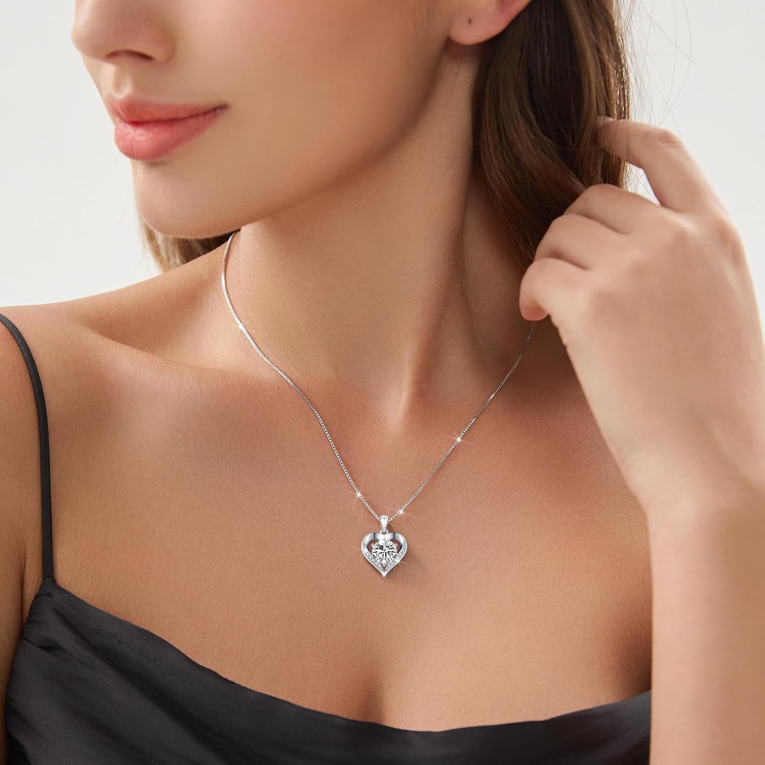 DALOJOE Moissanite Necklace for Women, 1-3 Carat Moissanite Heart Necklace Engraved with 'I LOVE YOU', Birthday Gift for Wife, Anniversary Present for Wife, Women, Jewelry Gifts for Girlfriend, Mom