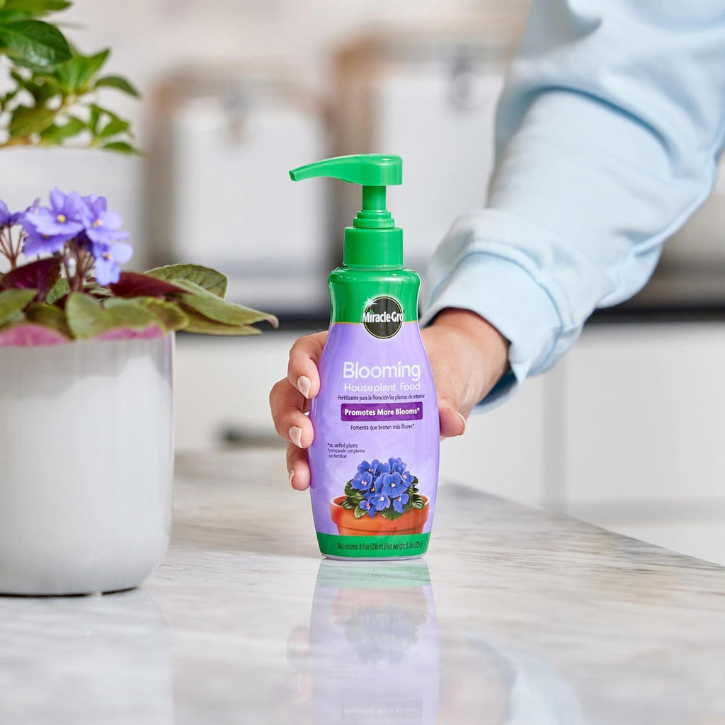 Miracle-Gro Blooming Houseplant Food, 8 Fl. Oz. | Fertilizer For Indoor Plants
