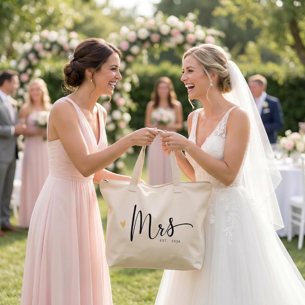Bridal Shower Gifts, Mrs Tote Bag For Bride 2026 – Large Cotton Canvas Wedding Tote With Top Zipper & Inner Pocket, Mrs Gifts For Bachelorette Party, Getting Ready, Honeymoon Beach Bag