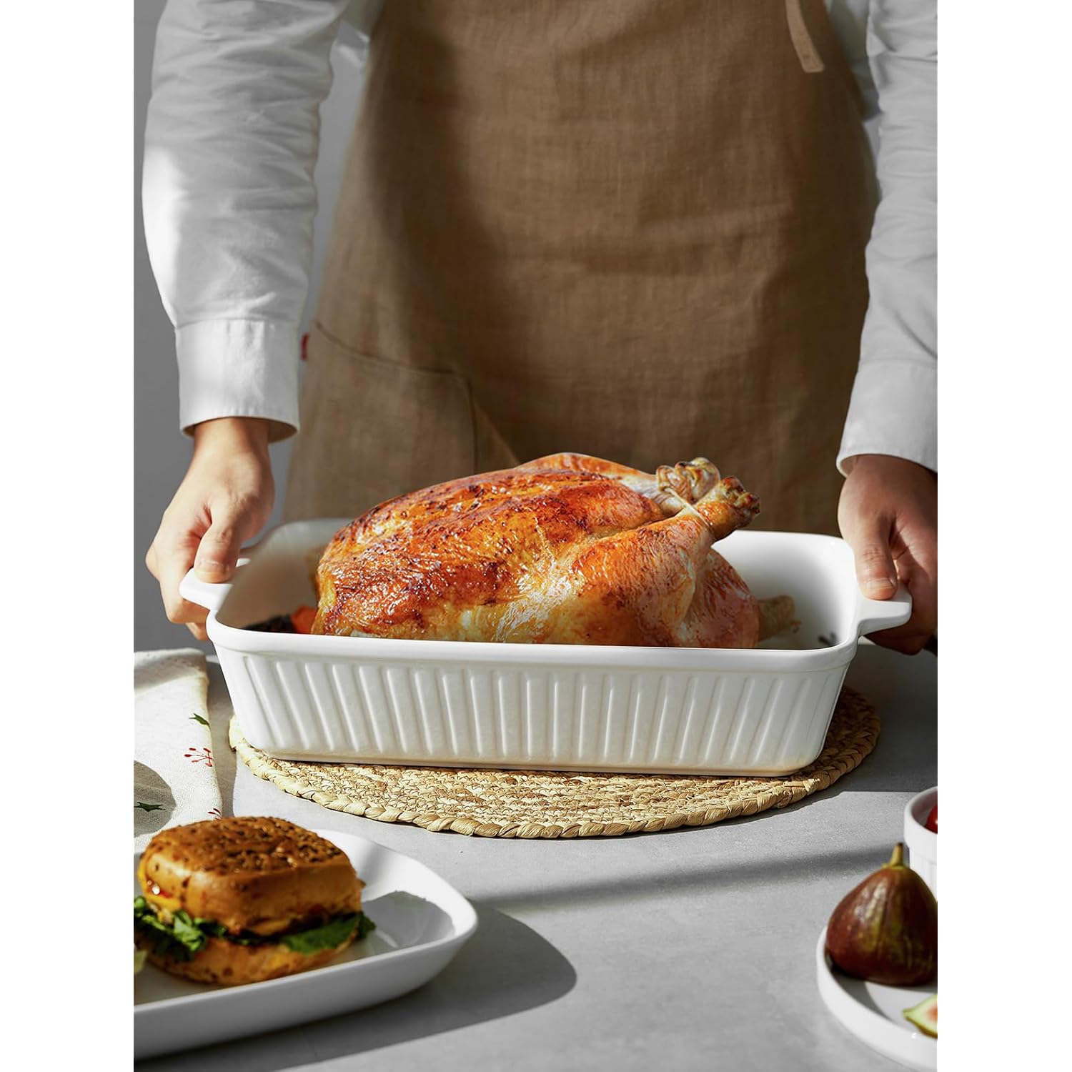 DOWAN Casserole Dish, 9x13 Ceramic Baking Dish, Large Lasagna Pan Deep for Oven, 4.2 Quarts Baking Pan with Handles, Oven Safe and Durable Bakeware for Lasagna, Home Decor, Wedding Gift, Soft White