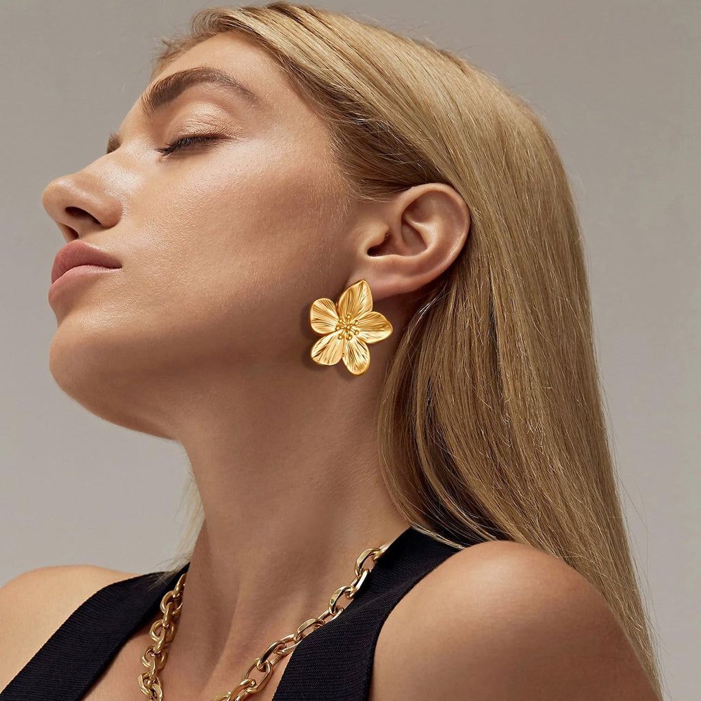 6 Pairs Chunky Gold Earrings For Women Trendy Statement Gold Plated Flower Shell knot Dangle Earrings Lightweight Hypoallergenic Fashion Jewelry Set