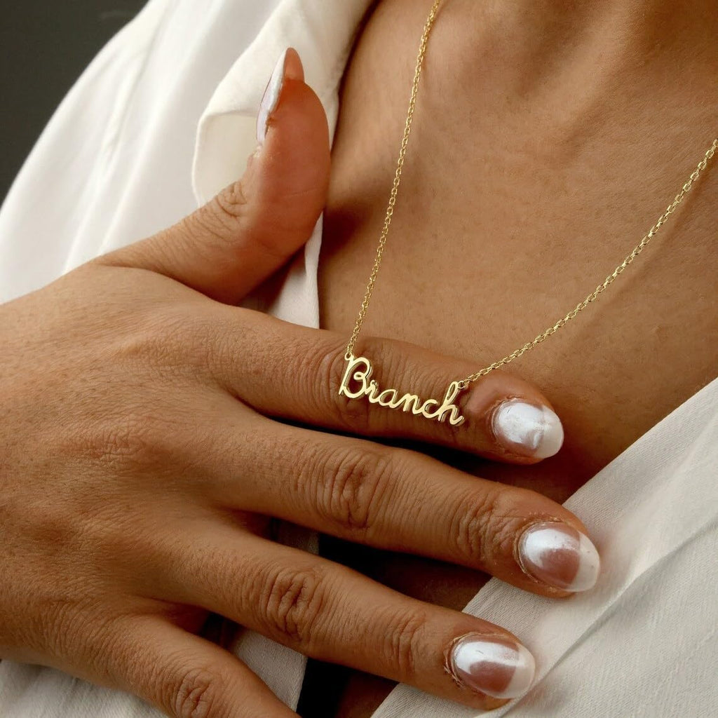 DayOfShe Custom Tiny Name Necklaces for Wedding Bridesmaid Gifts Best Friend Birthday Gifts, 18K Gold Plated Dainty Name Necklace Personalized Christmas Jewelry Gifts