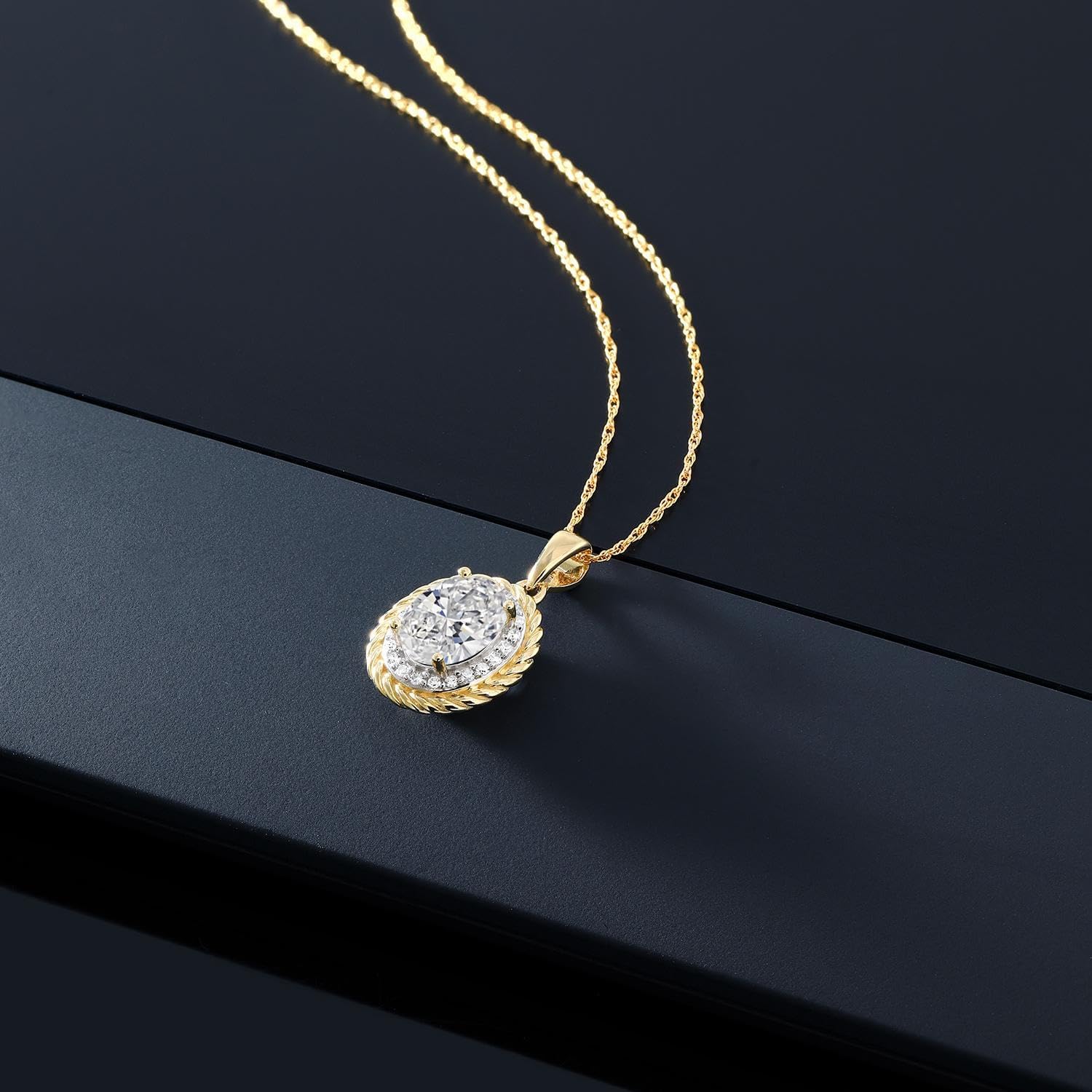 Gem Stone King 1.72 Cttw 14K Yellow Gold IGI Certified Lab Grown Diamond Pendant Necklace | Center Oval Diamond 1.5 Ct | D-E Color | VS1-VS2 Clarity | Gold Necklace For Women | 18 Inch Chain