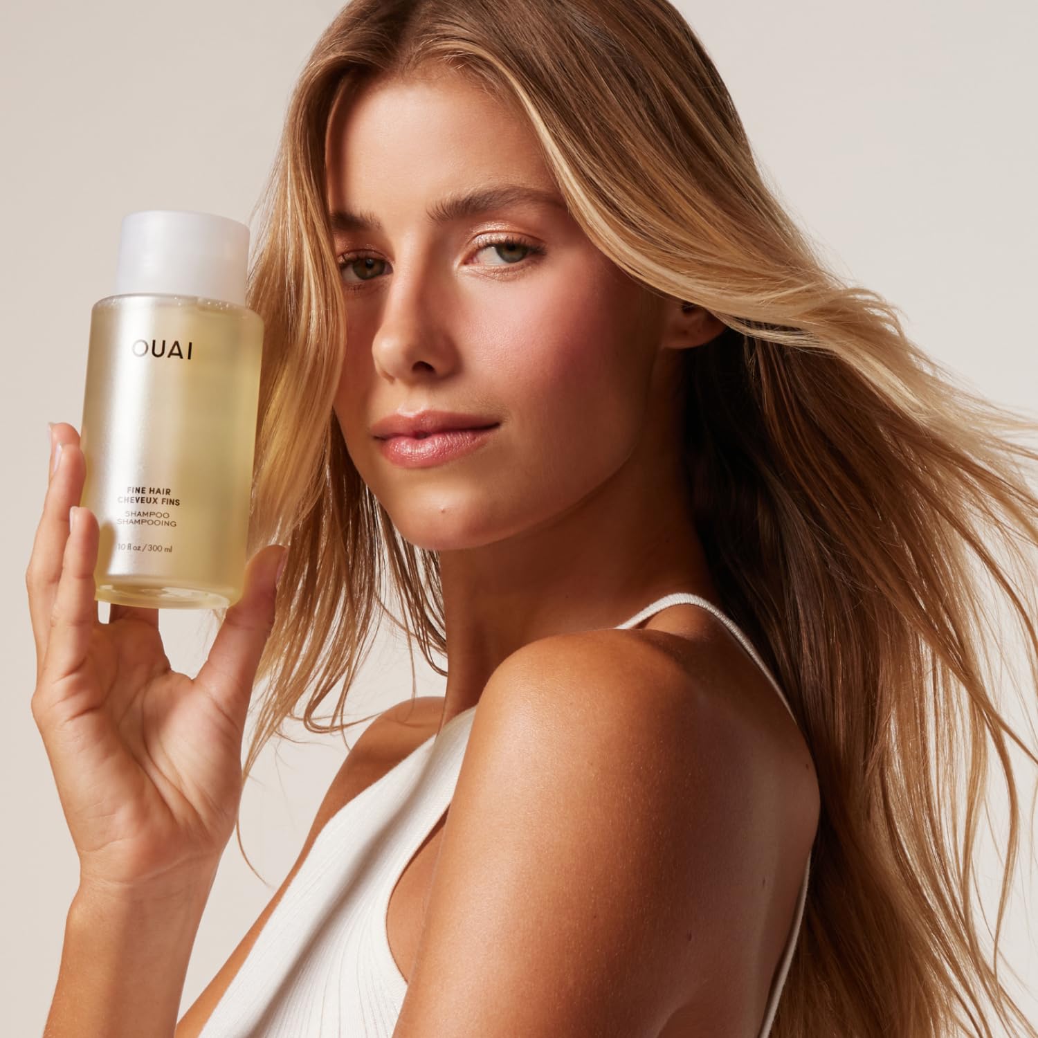 OUAI Fine Hair Shampoo - Biotin Thickening Shampoo for Flat, Thin Hair - Volumizing & Strengthening Keratin & Chia Seed Oil for Women & Men - Lightweight, Color-Safe, Sulfate Free, 10 Oz