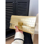 Verdusa Women'S Clutch Evening Bags Trendy Envelope Handbags Metallic Purses Formal Wedding