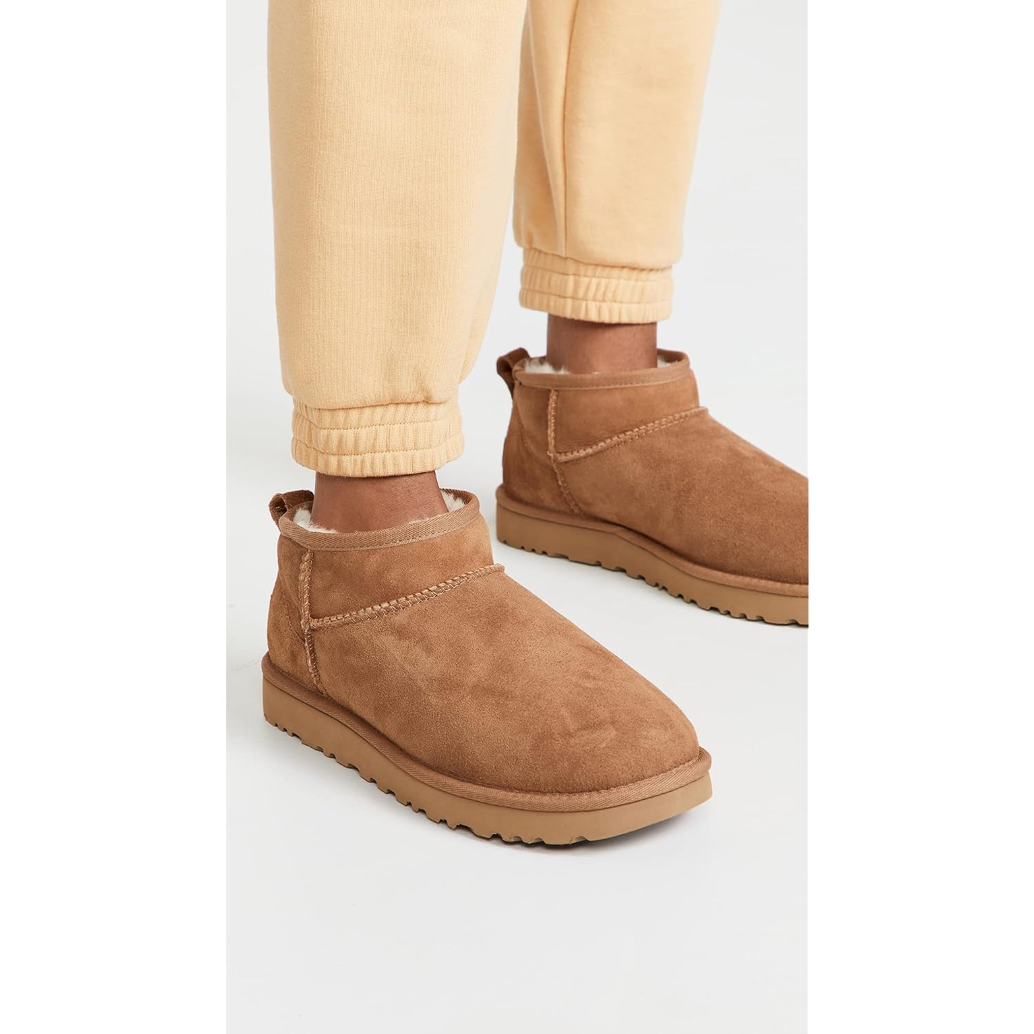 Ugg Women'S Classic Ultra Mini Boot