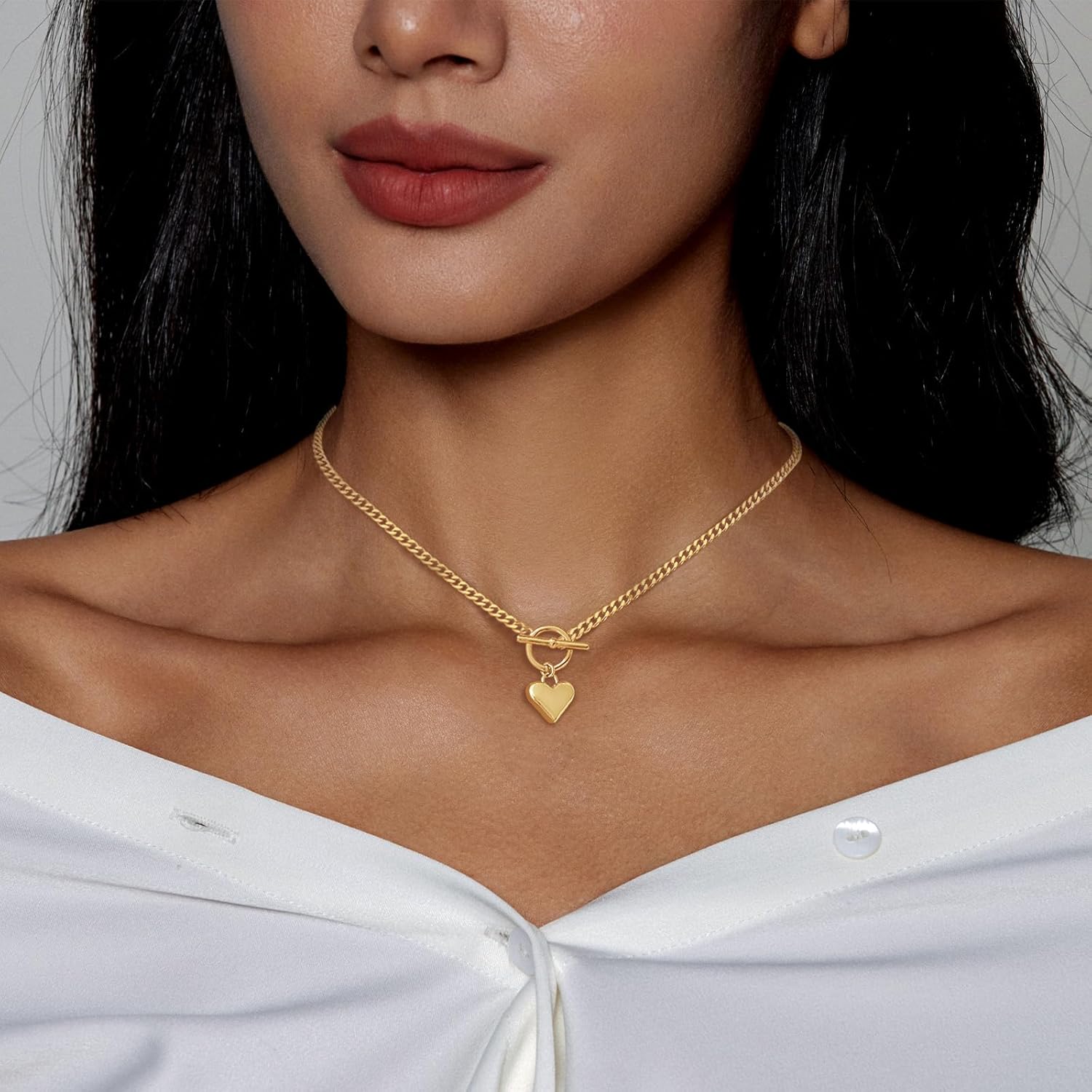 Airmb Heart Necklace for Women Gold/Silver Plated Trendy Heart Choker Lover Pendant Hypoallergenic Fashion Gold/Silver Necklace for Women Love Jewelry Gift for Women Girlfriend