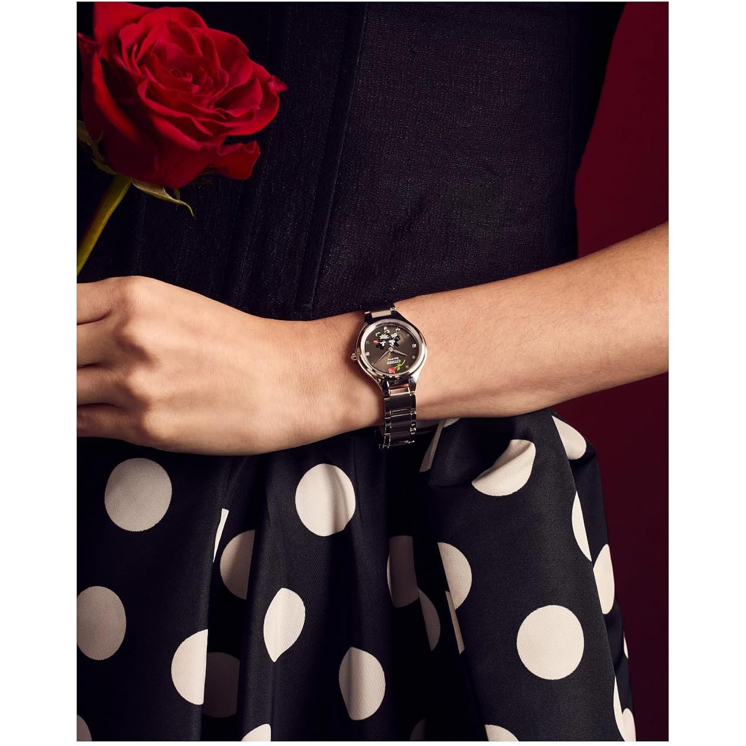 Citizen Women'S Eco-Drive Mickey Mouse & Friends, Mickey Mouse And Minnie Tango, 3 Hand Silver-Tone Stainless Steel Bracelet Watch (Fe2101-58W)