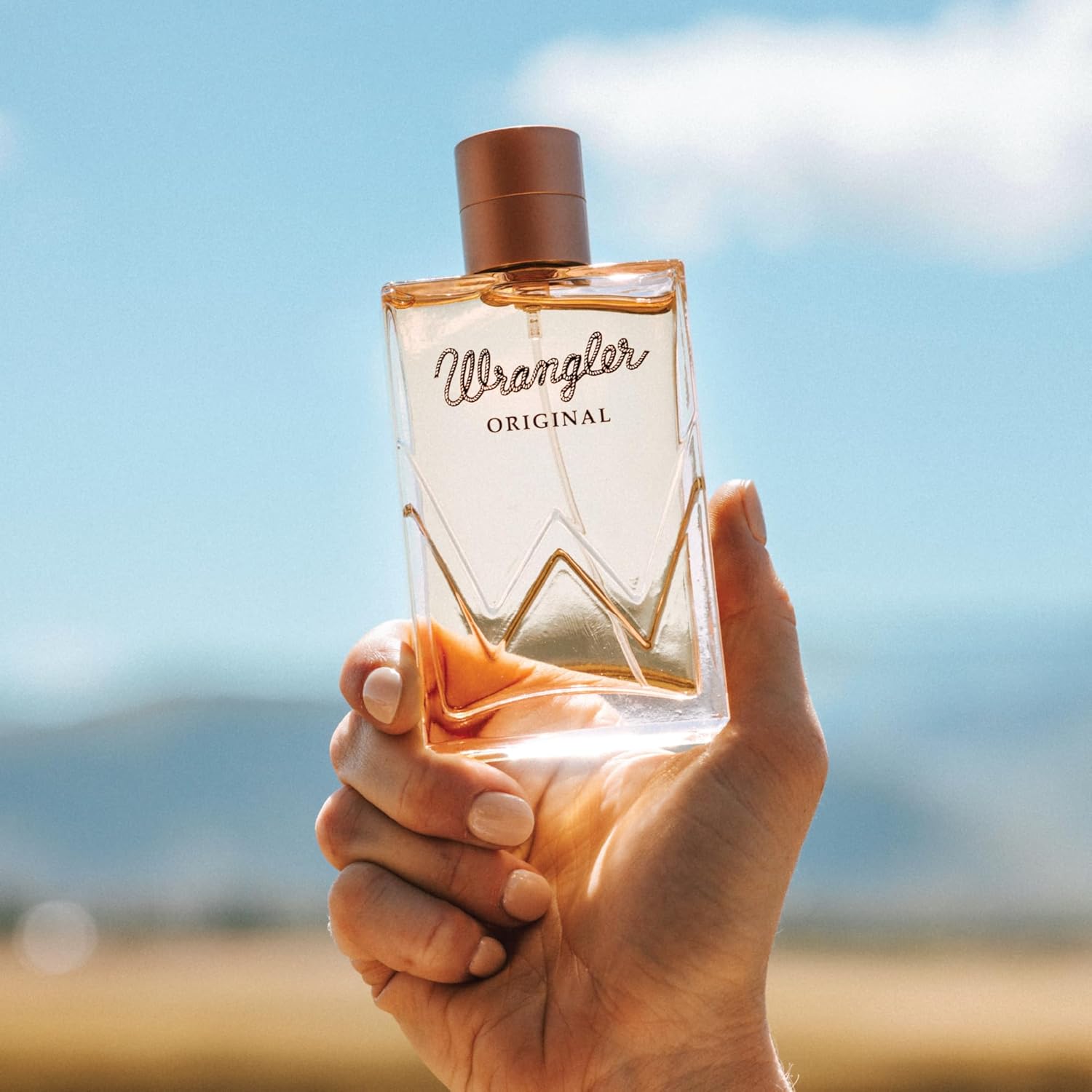 Wrangler Original Woman's Perfume by Tru Western, 2.5oz, Blackberry, Pear, Wild Berries, Sugared Fruits & Tart Fruit Scent, Vibrant Feminine Fragrance
