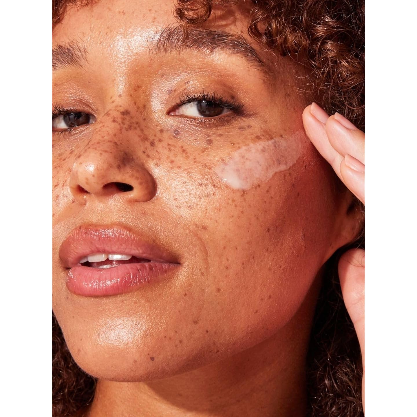 Naked Sundays Cabanaclear Spf 50 Sunscreen Serum For Face, Invisible Water Gel With Hyaluronic Acid, Broad Spectrum Uva/Uvb Protection, Hydrating Makeup Primer, No White Cast, Fragrance-Free, 30Ml