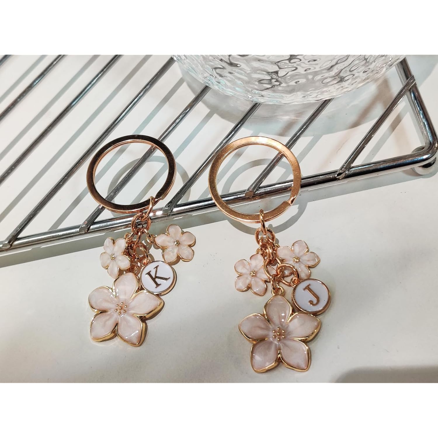 Pink/White/Black Cute Enamel Flower Initial Letter Bag Charms Keychain Aesthetic Accessory Keyring Purse Backpacks