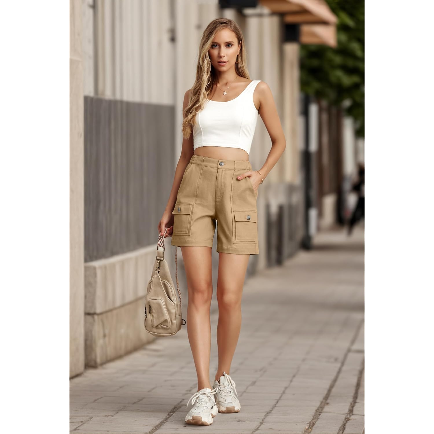 Cargo Shorts for Women Baggy Casual Elastic Waist Shorts Relaxed Fit Stretch Cargo Shorts with 6 Pockets