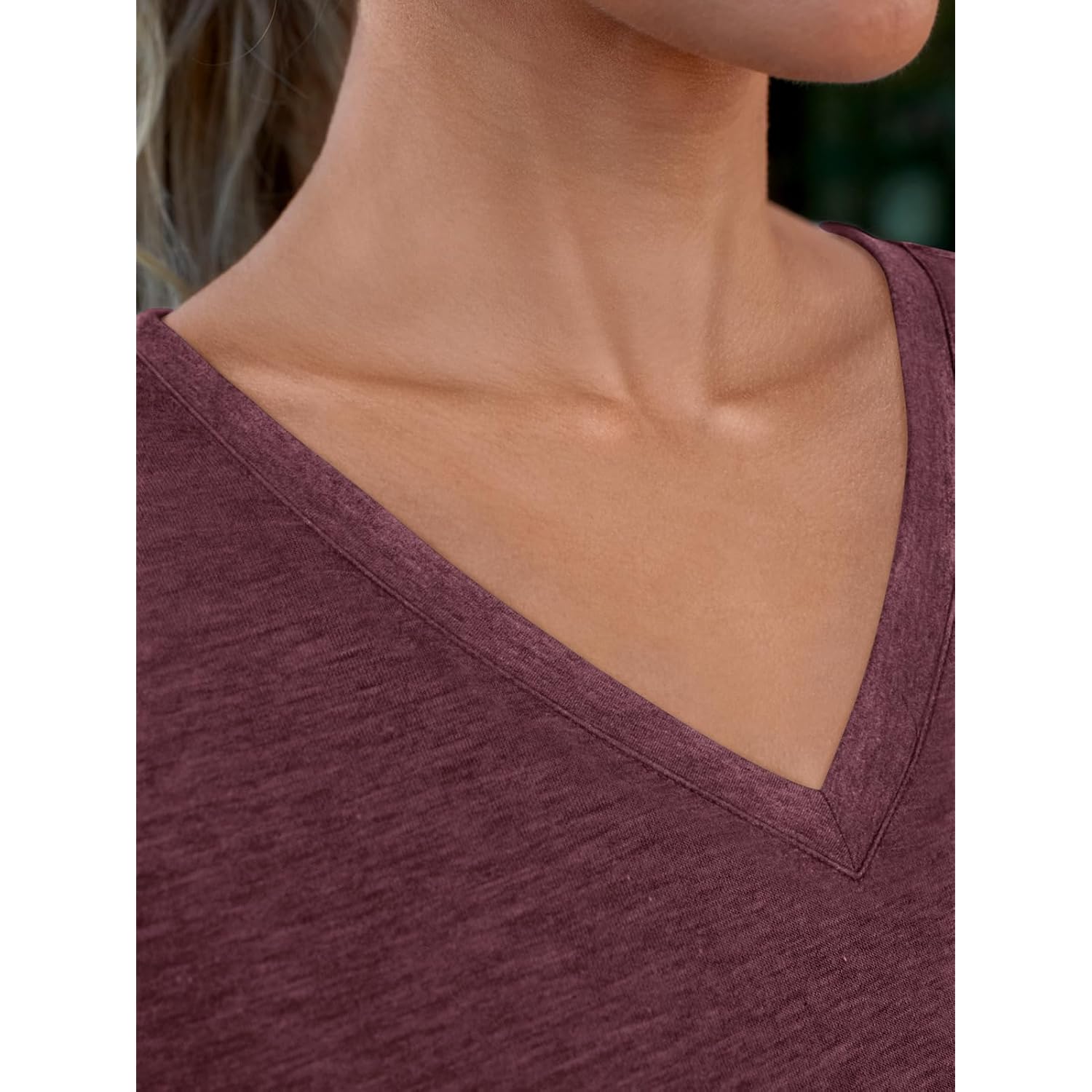 AUTOMET T-Shirts Short Sleeve V Neck Tees Tops for Women Fashion Trendy Lightweight Soft Casual Summer Outfits Clothes 2026