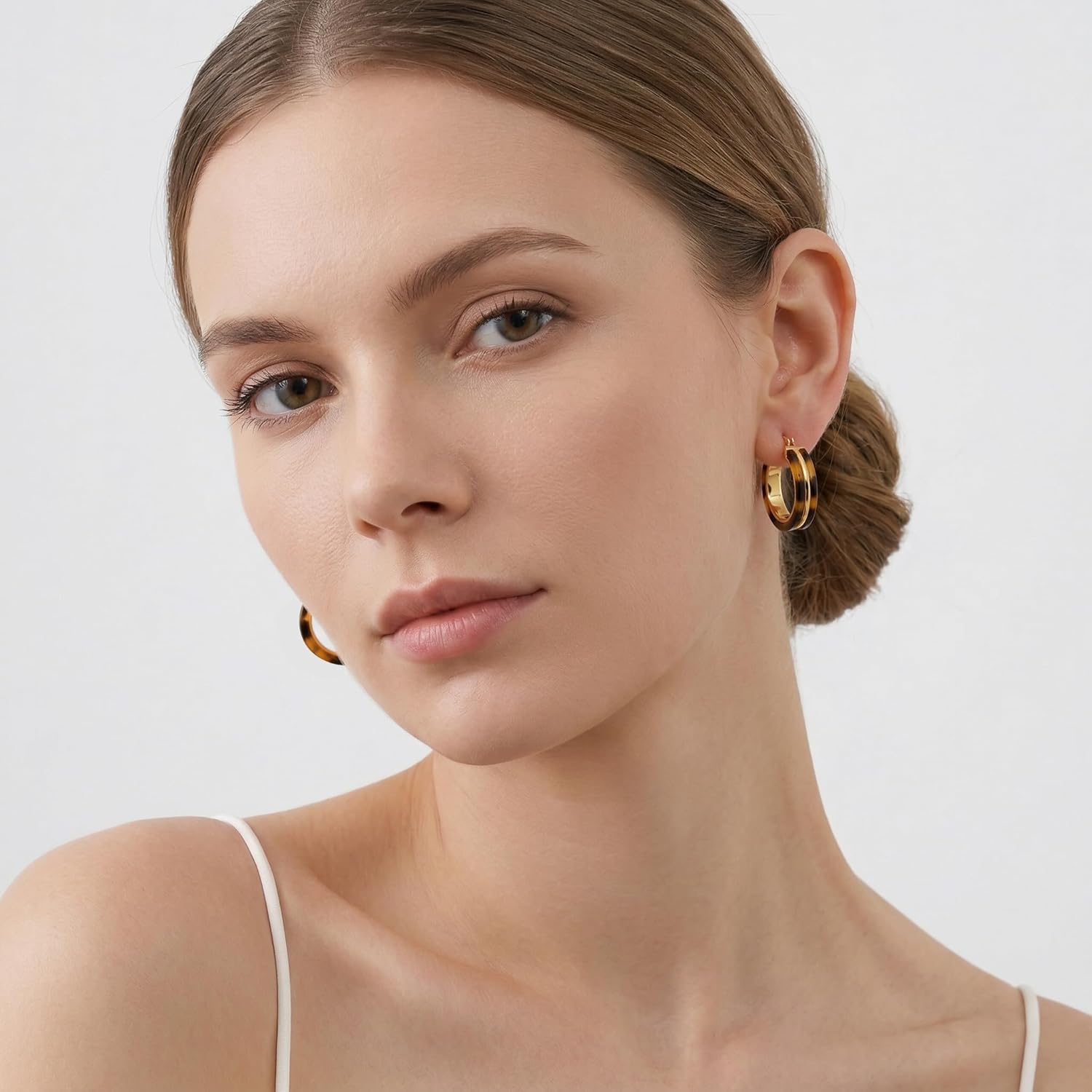 Chunky Hoop Earrings for Women 18K Gold Plated Tortoise Shell Leopard Resin Hoops, 925 Sterling Silver Post Lightweight Vintage Statement Earrings for Daily Wear